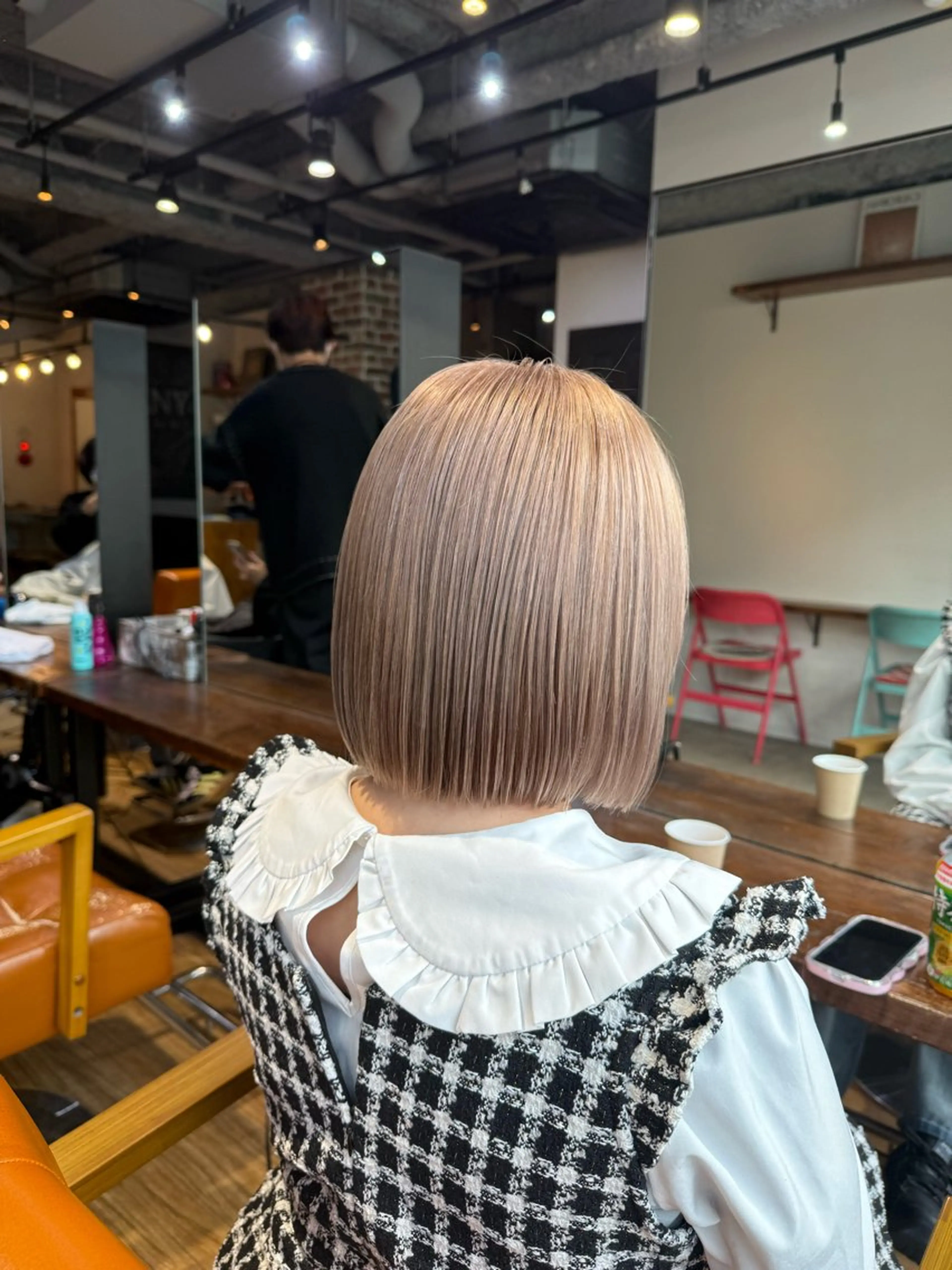 ミディアム ヘアカラー トリートメント レイヤーカット🫧／ ブリーチ✨TOWAのヘアスタイル