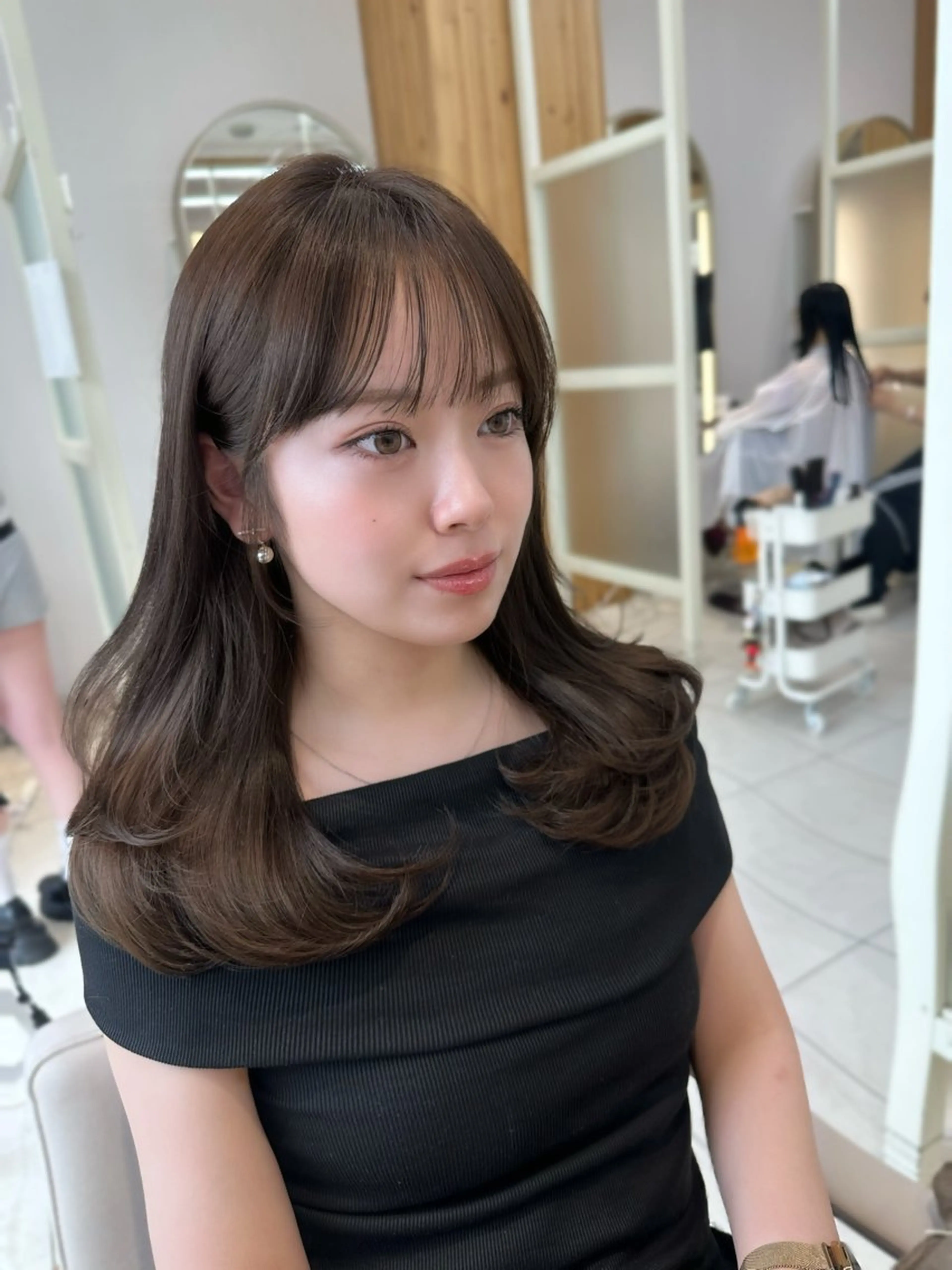 ロング oto🎀×美髪× シースルー前髪🤍のヘアスタイル