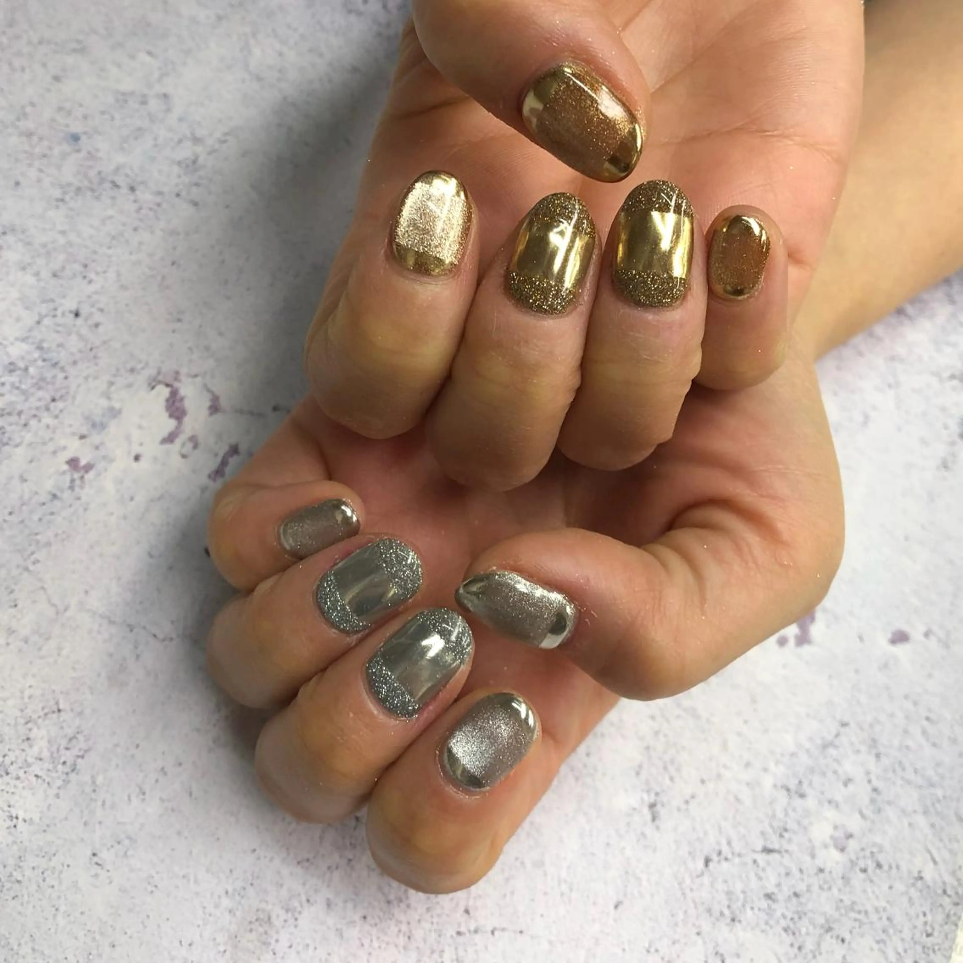 ネイル アートネイル フラッシュネイル ジェルネイル ラメ(グリッター) ミラーネイル nailstudio eviz新宿店のネイルデザイン