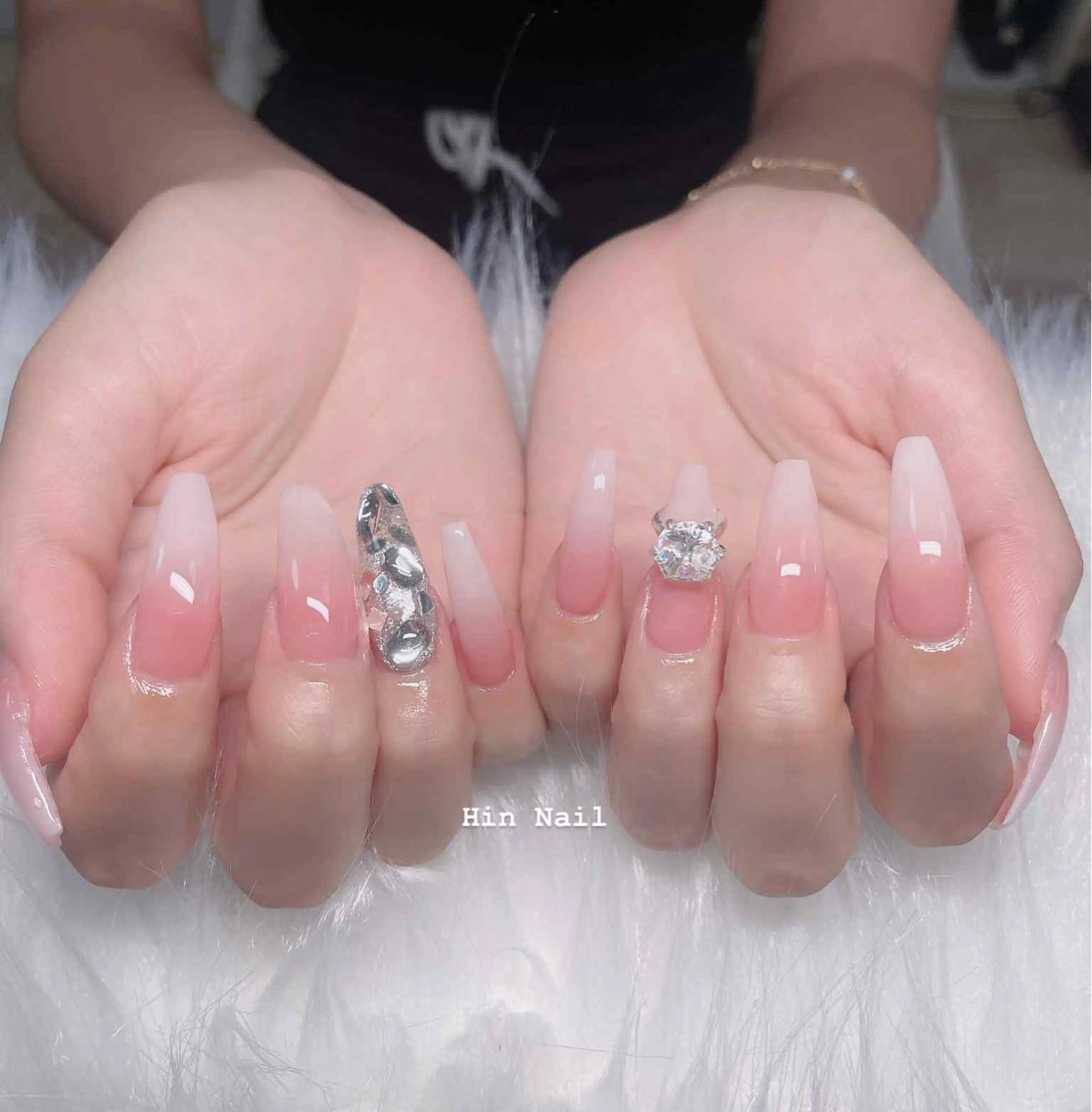 ネイル ハンドネイル HIN NAILのネイルデザイン