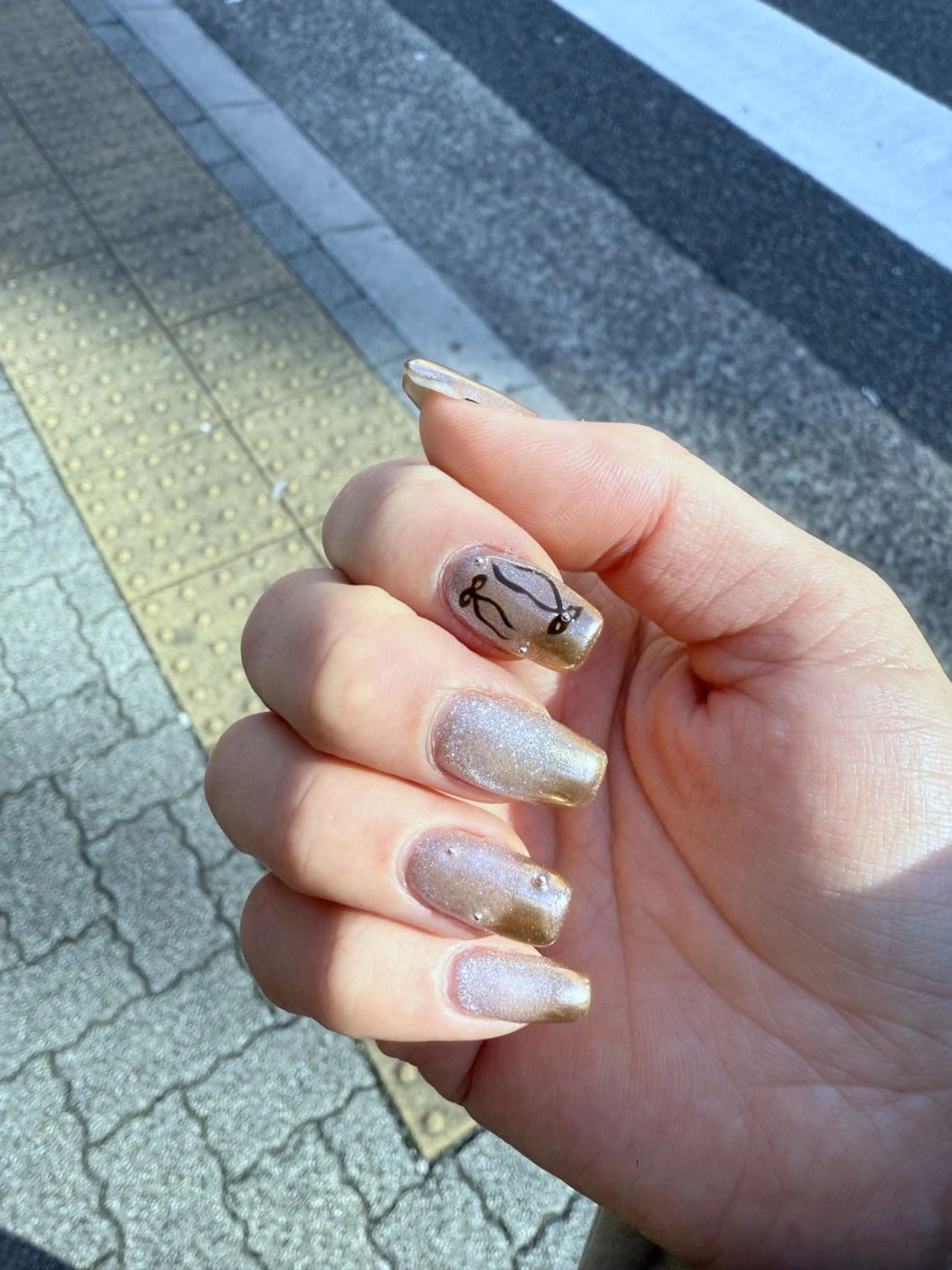 ネイル ハンドネイル NEOUV_ mikuのネイルデザイン