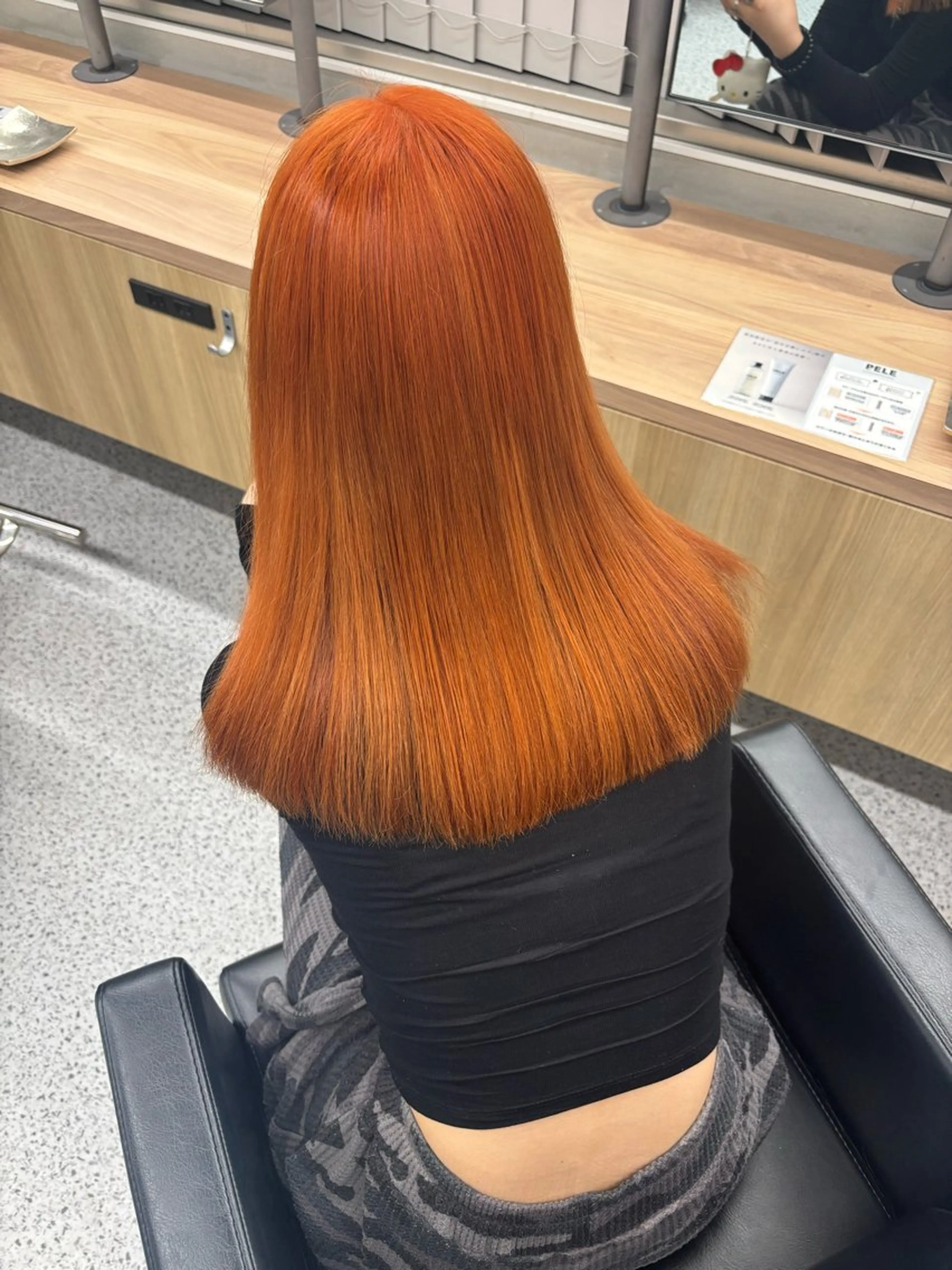 セミロング ヘアカラー pele渋谷 haruka✨🤍のヘアスタイル