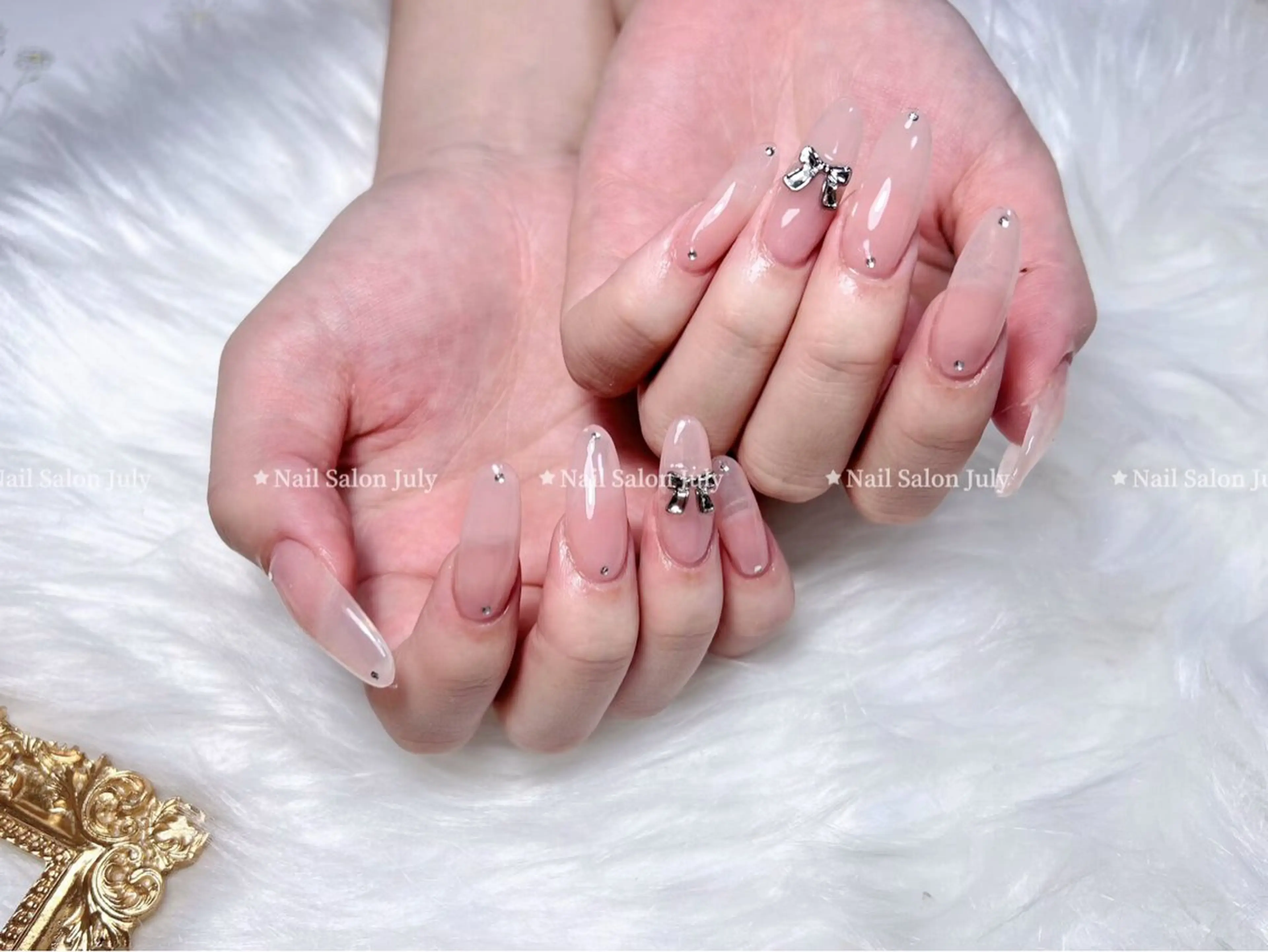 ネイル アートネイル オーロラネイル ガーリー キラキラネイル 韓国ネイル July モモのネイルデザイン