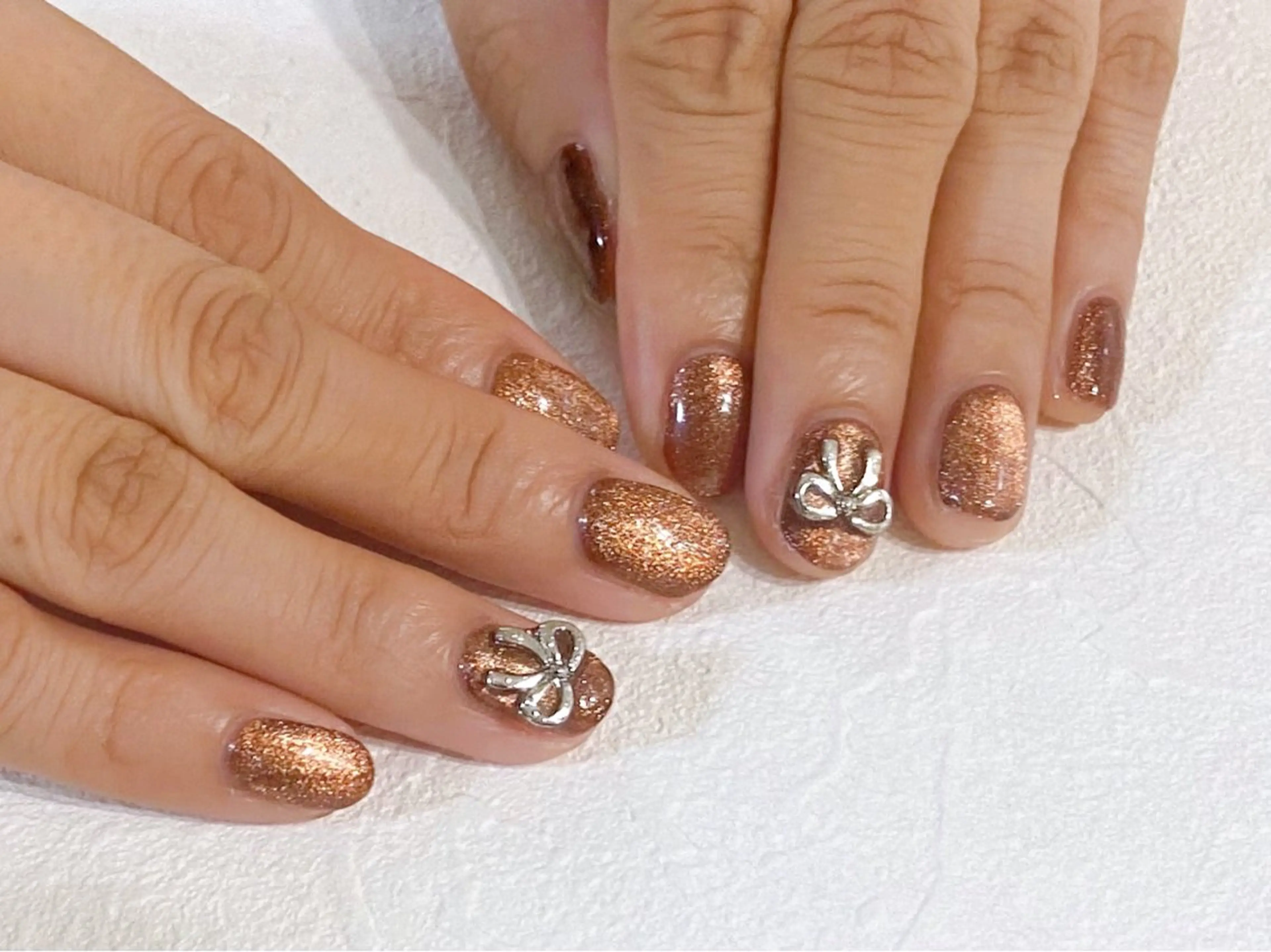 ネイル オーロラネイル フットネイル フレンチネイル ジェルネイル 韓国ネイル ハンドネイル kiki nail たまプラーザのネイルデザイン