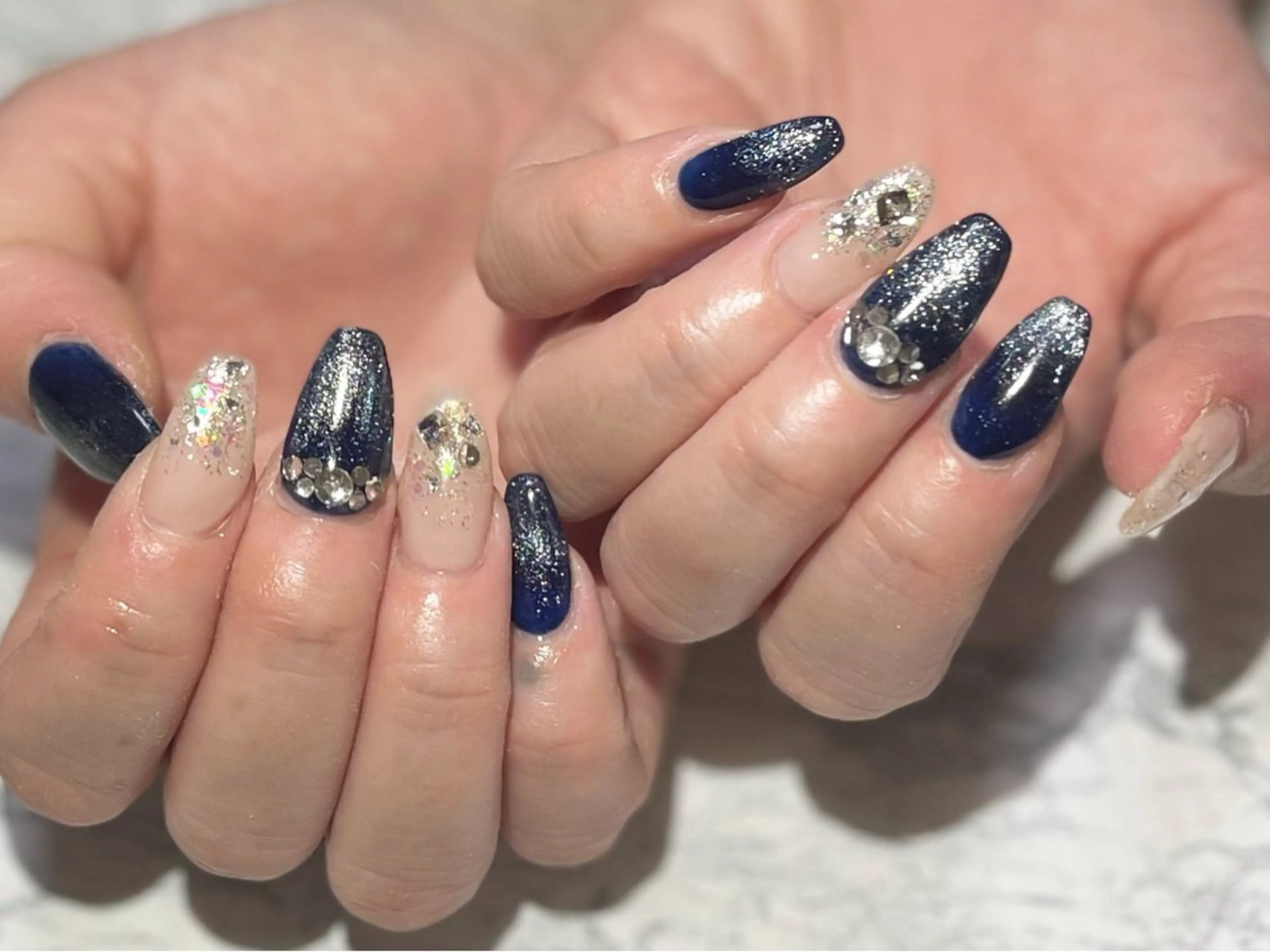 ネイル フットネイル ネイビー ニュアンスネイル シンプルネイル 春ネイル ネイル フフラ所属・nail fufla ♡yamane♡のネイルデザイン