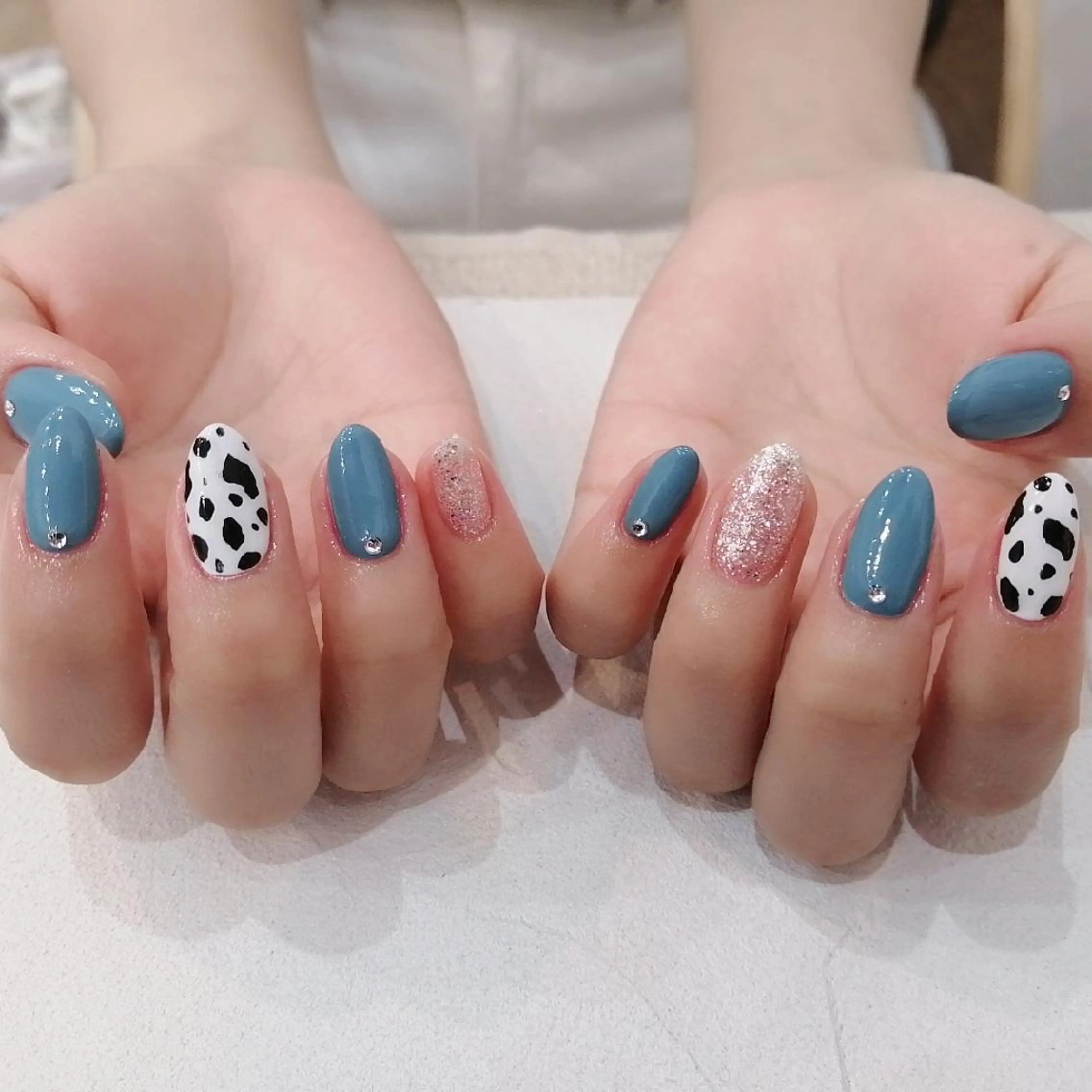 ネイル アニマル柄 I.プライベートネイルサロン所属・I.プライベート ネイルサロンの眉毛・アイブロウイメージ