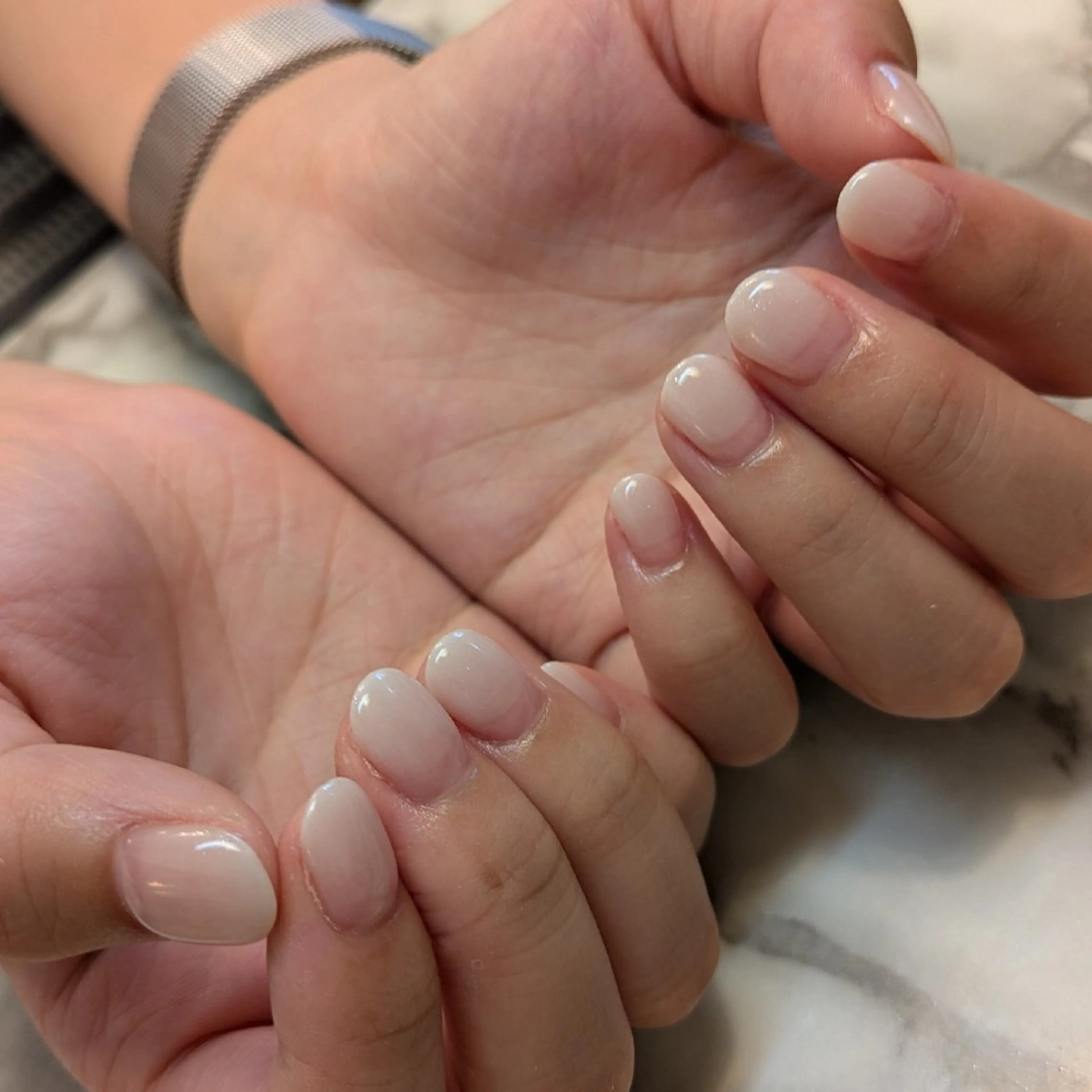 ネイル グラデーション ジェヌインネイル 河内のネイルデザイン