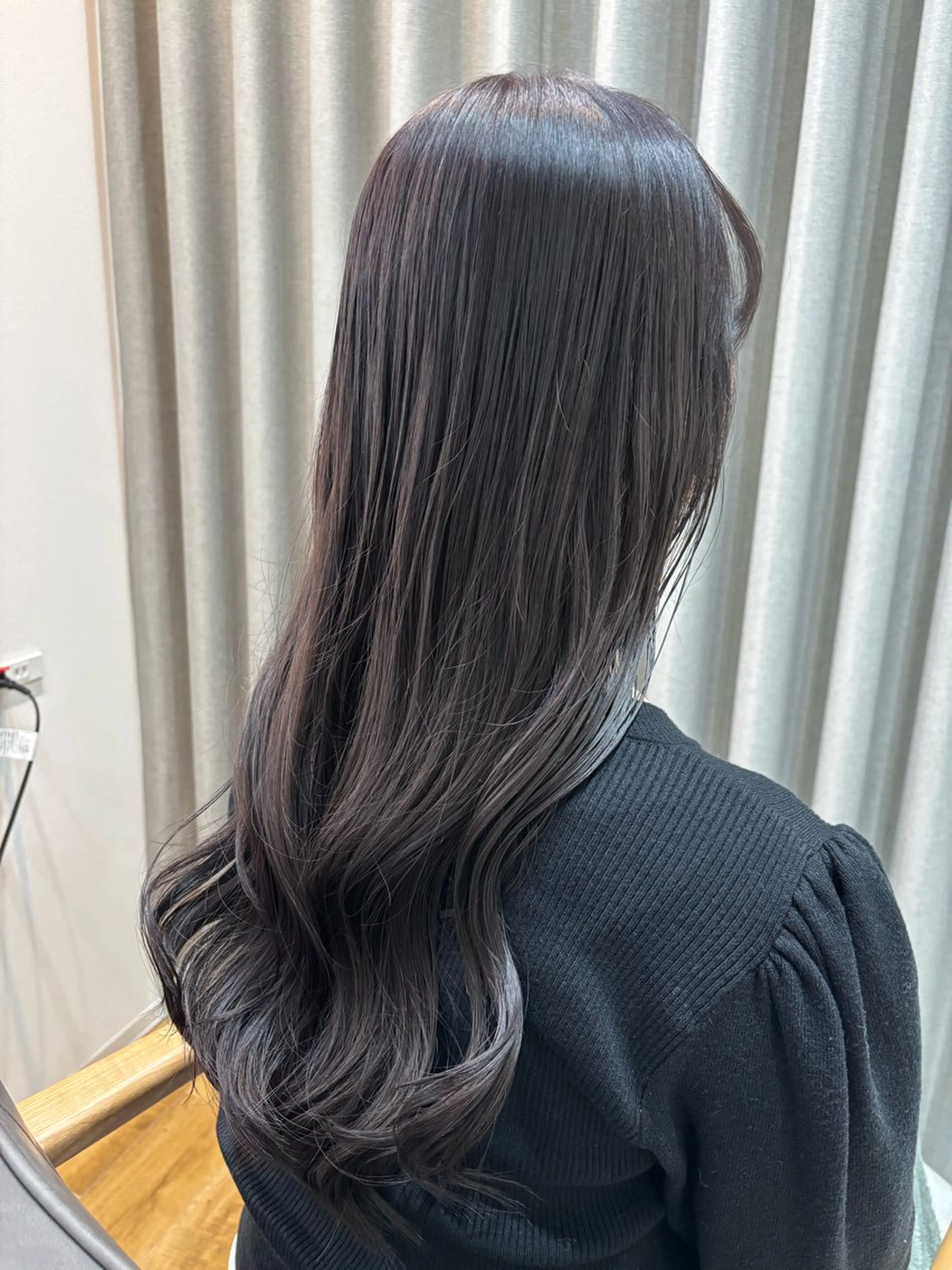 ロング カラー ラベンダーカラー ヘアカラー トリートメント Atre.所属・🤍美髪縮毛/髪質 改善/池上夏凜🤍のヘアスタイル