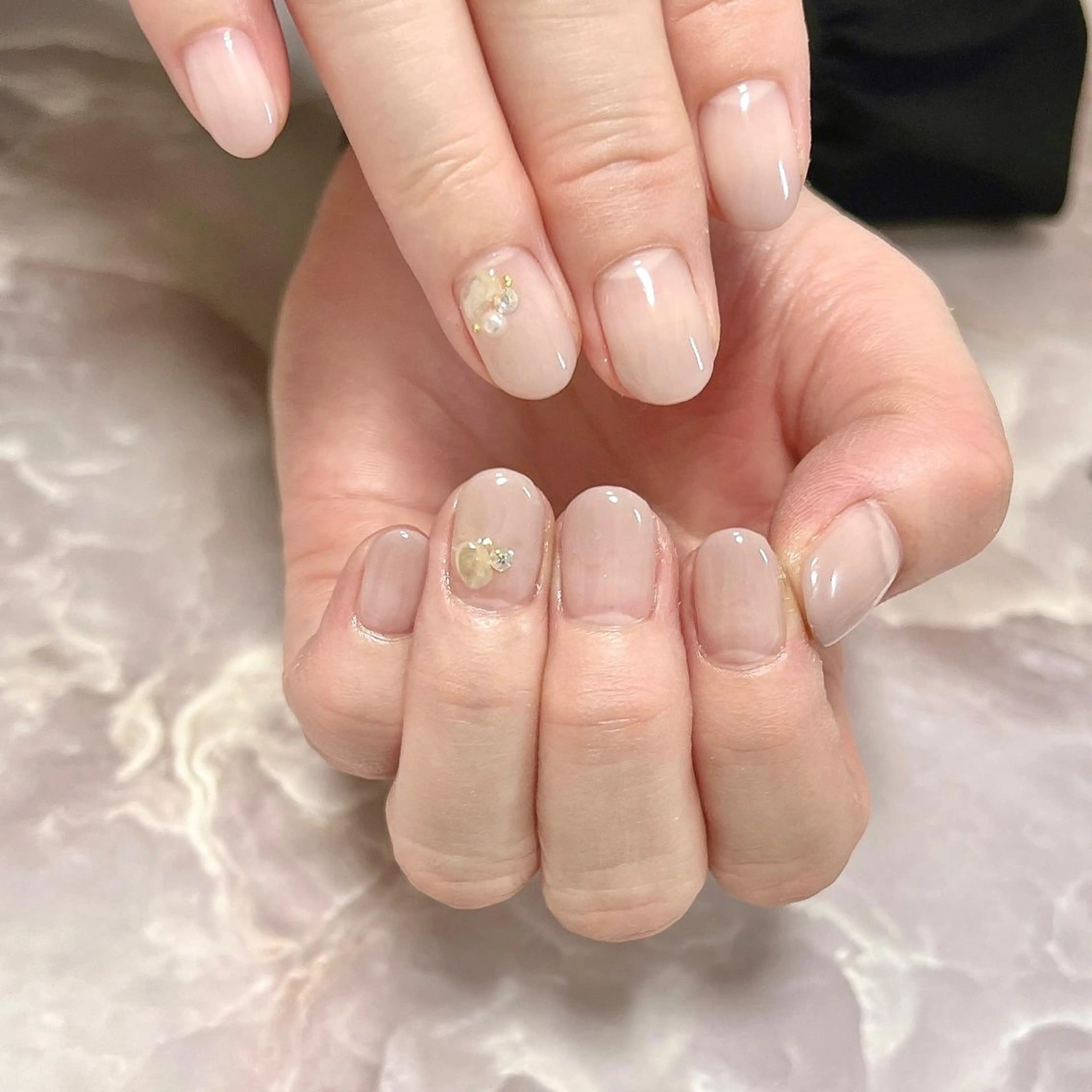 ネイル グラデーション オフィスネイル シンプルネイル ステラ marikominoのネイルデザイン