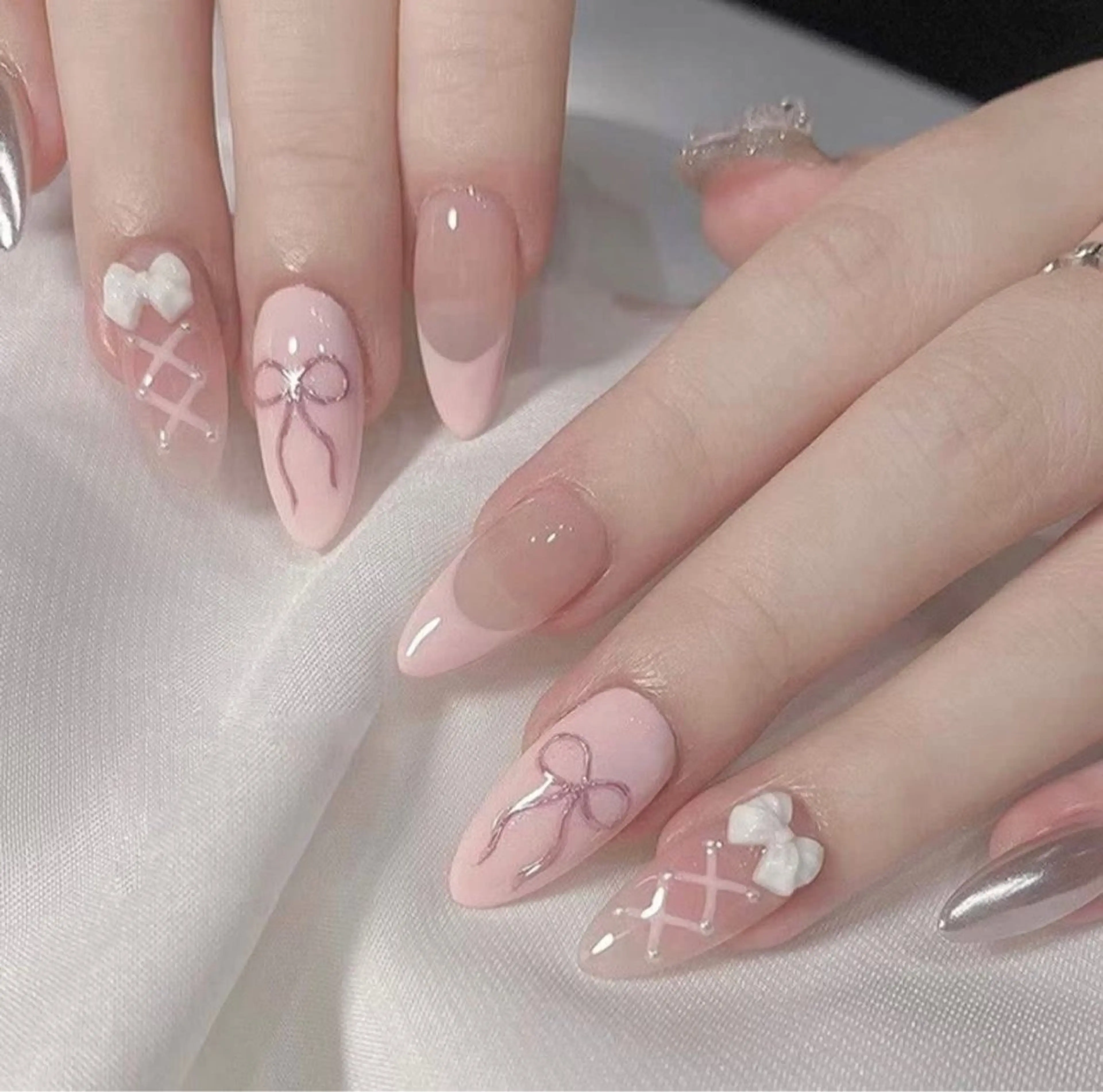 ネイル Rose Ana.Chuoのネイルデザイン