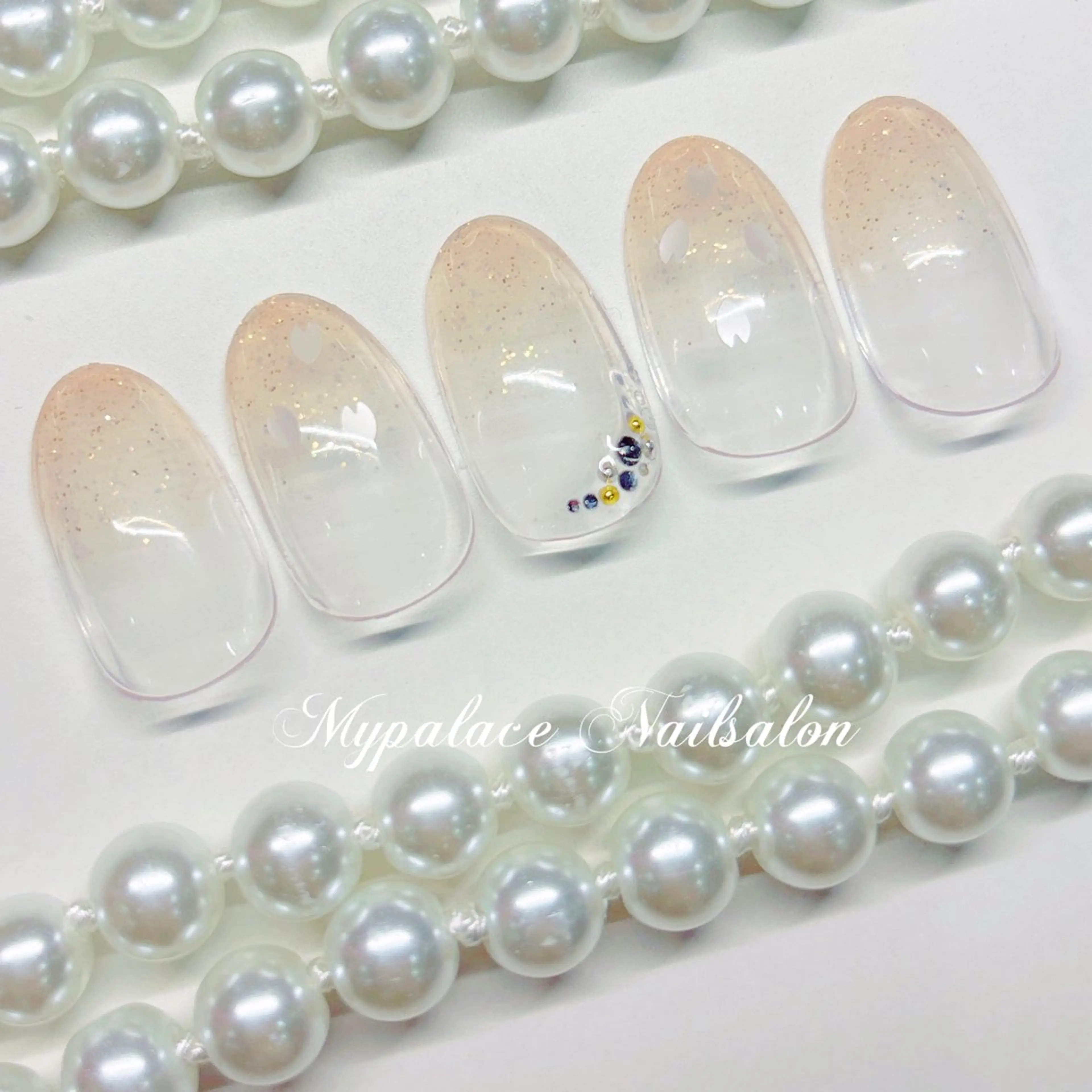 ネイル グラデーション ラメ(グリッター) ラメグラデーション 春ネイル Yuis Nailスカルプ専門のネイルデザイン