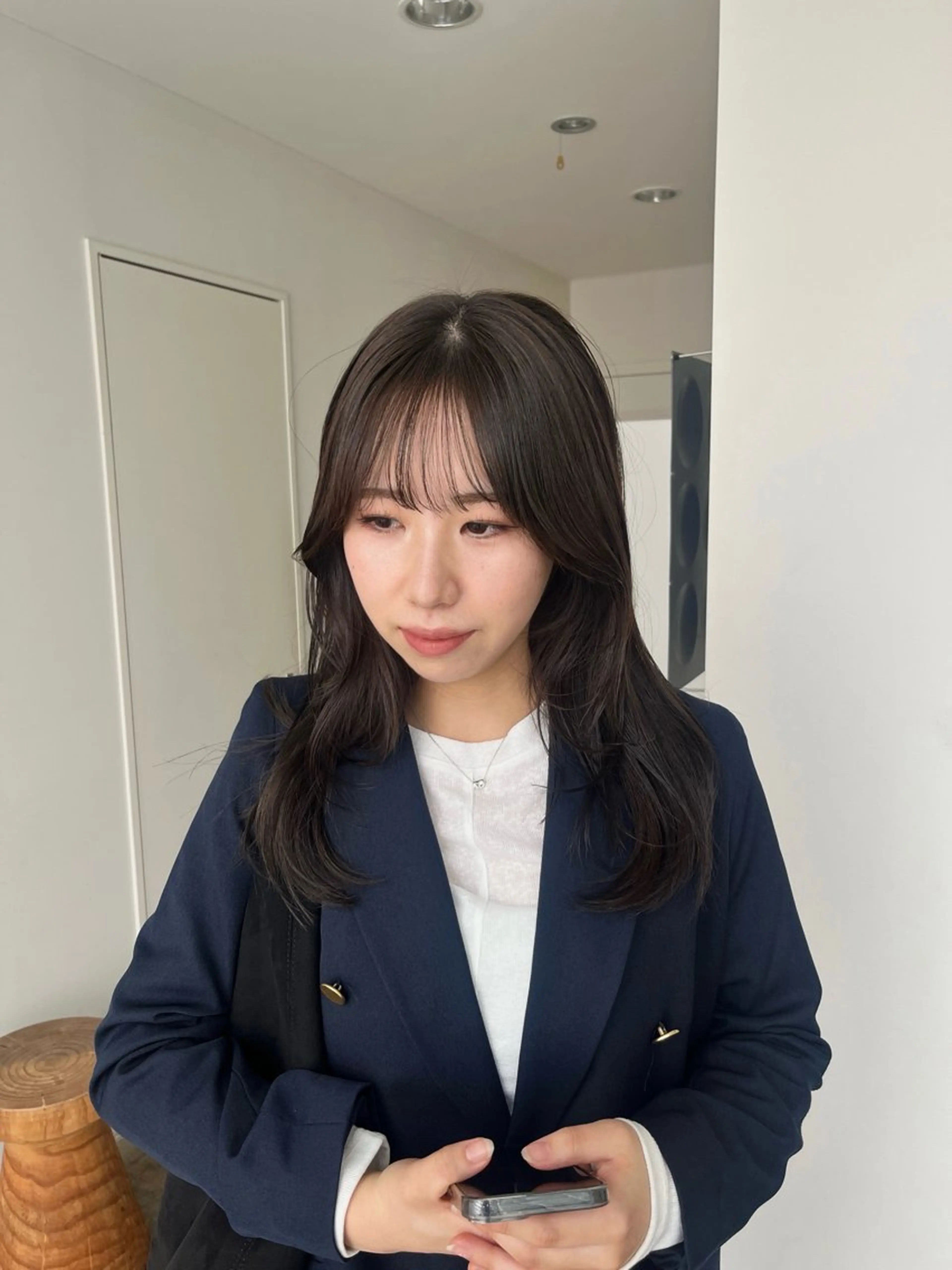 ロング カット ヘアカラー Shion/ レイヤー/ナチュラルのヘアスタイル