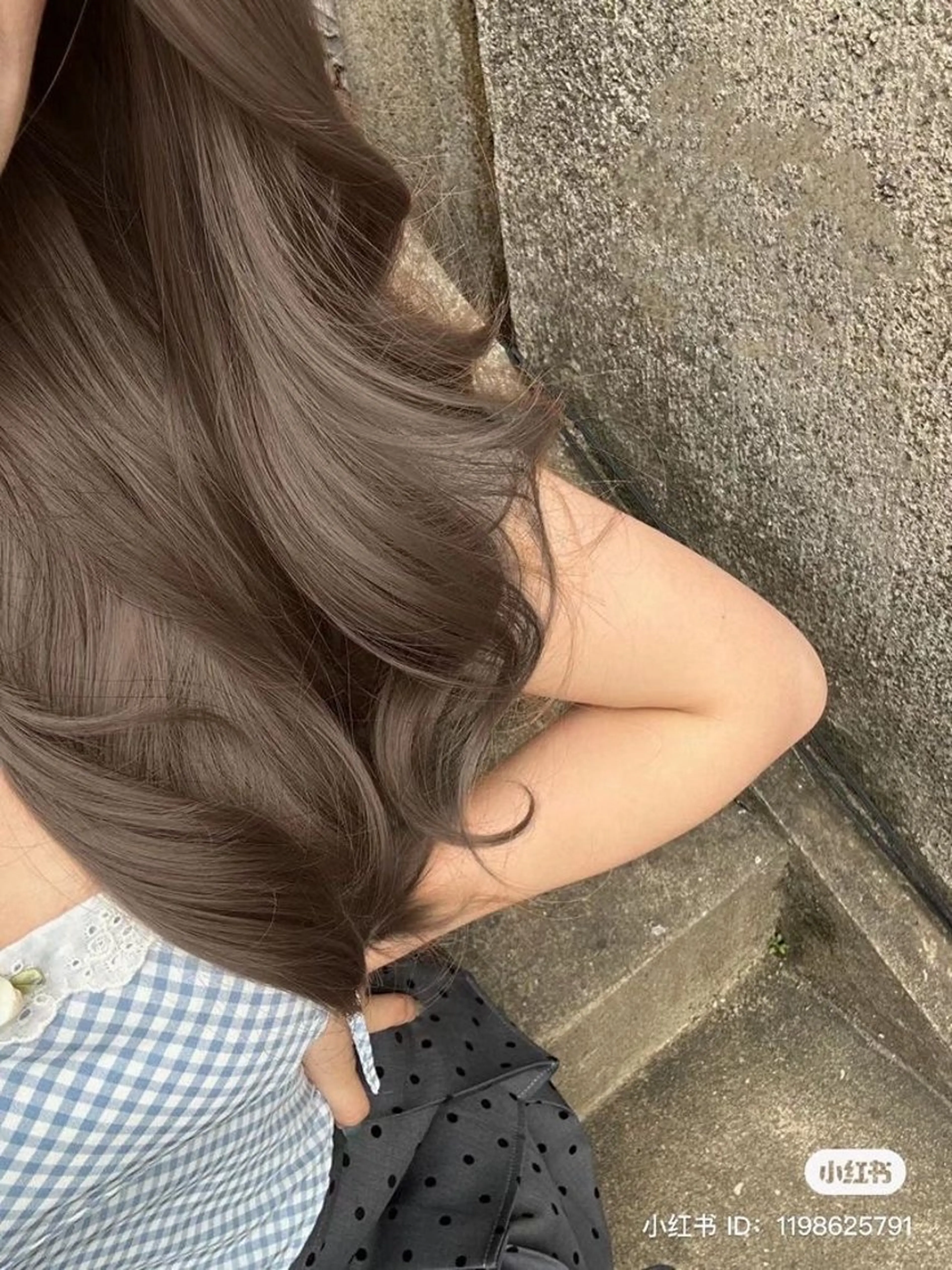 ロング 林 風菜のヘアスタイル