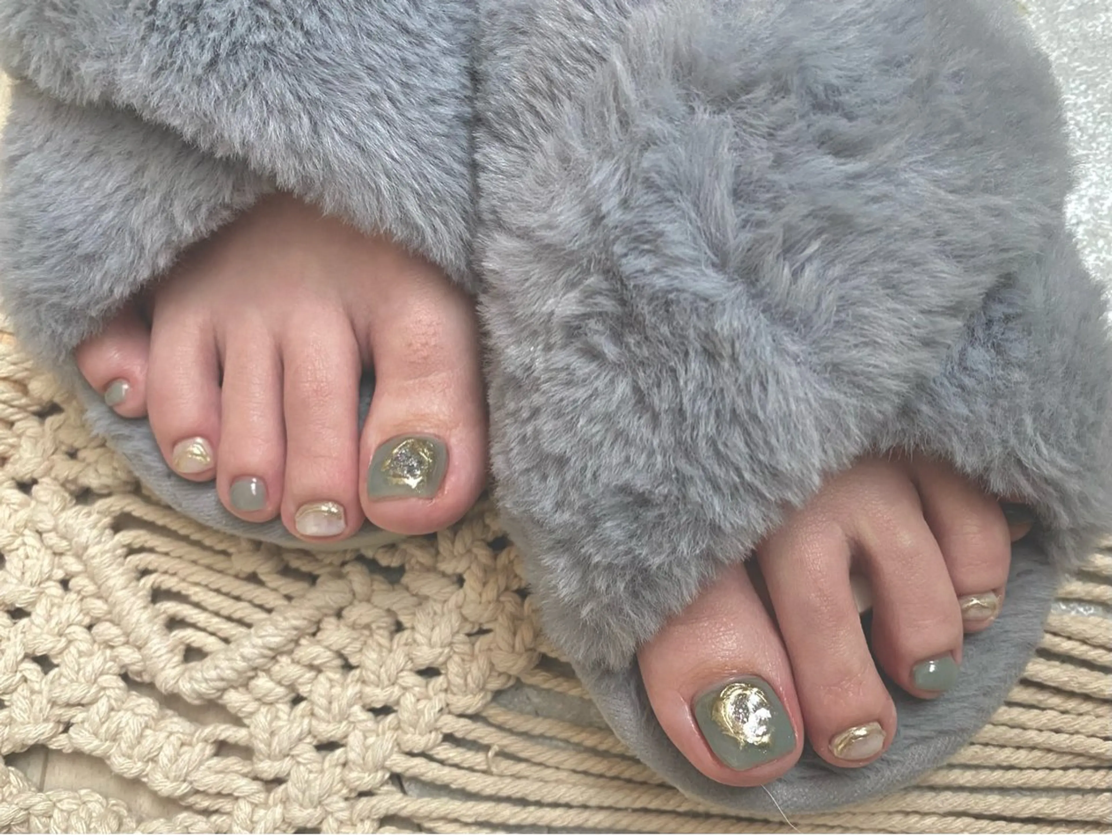 ネイル 持ち込み フットネイル ëmma nail_ by chulaのネイルデザイン