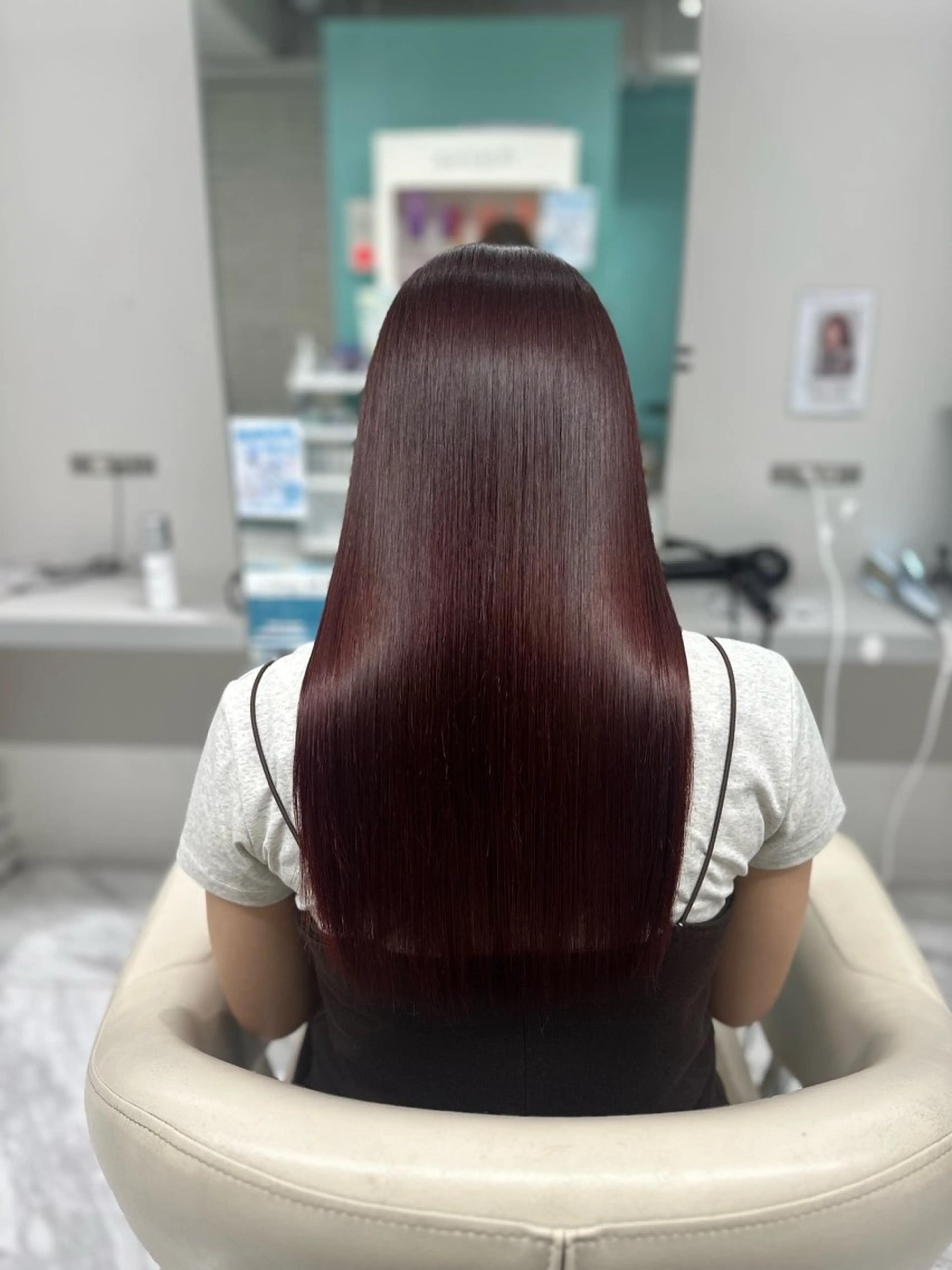 ロング カラー ヘアカラー トリートメント LeeHorie miuのヘアスタイル