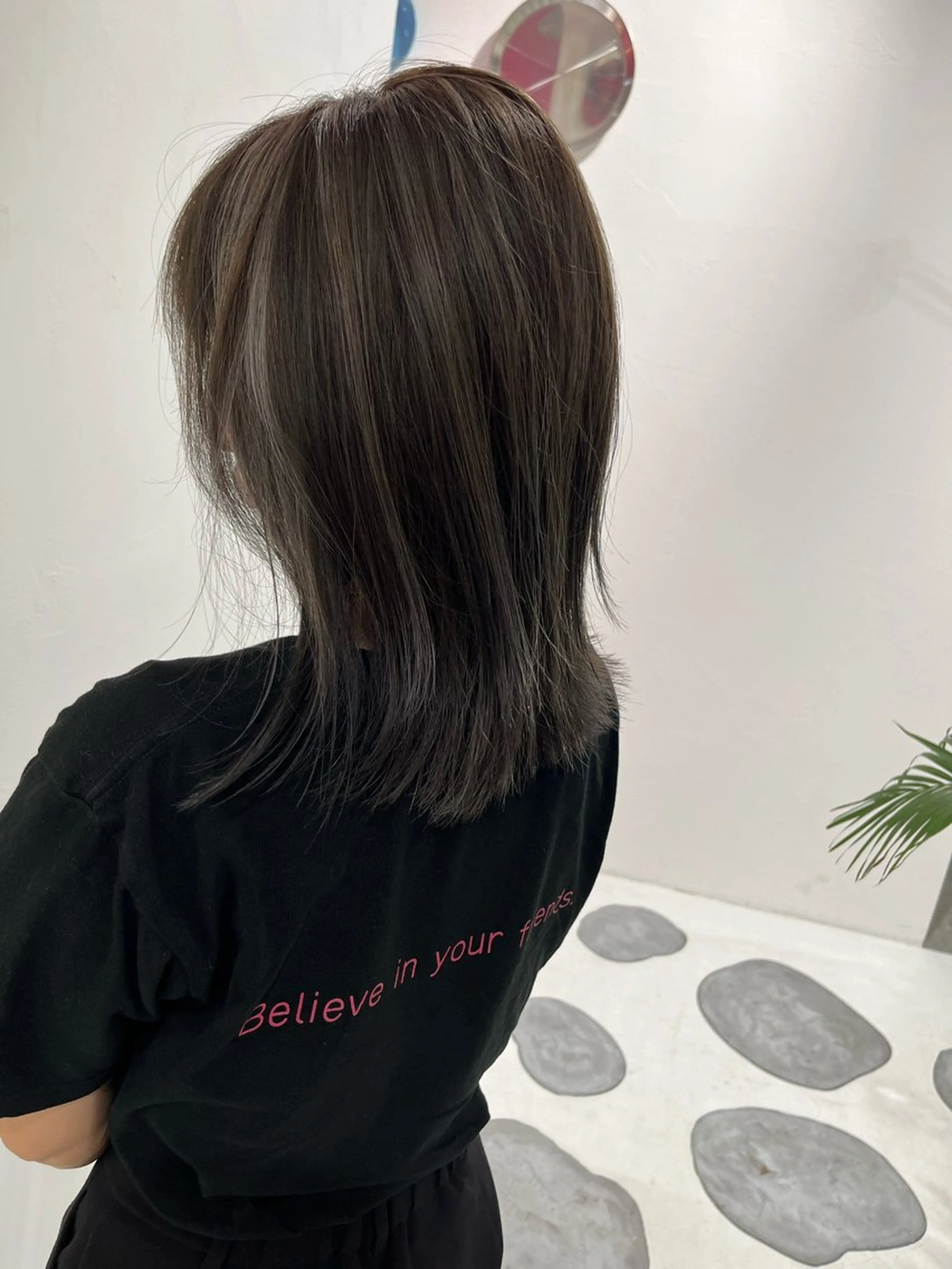 カラー グレージュ ハイライトカラー L⭐︎s  kind所属・L⭐︎s kind Amiのヘアスタイル