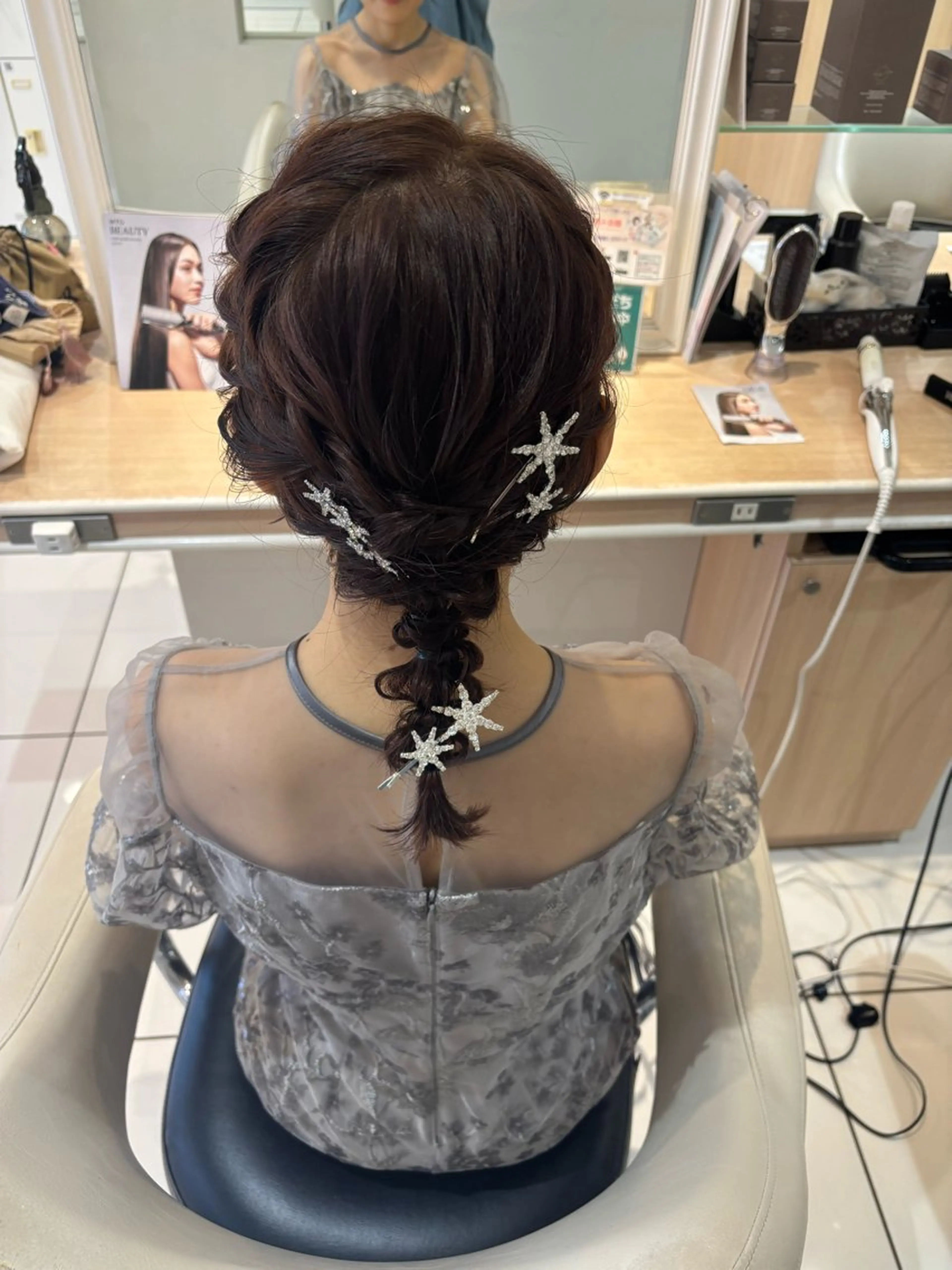 セミロング ヘアアレンジ ヘアセット 宮永 璃沙のヘアスタイル