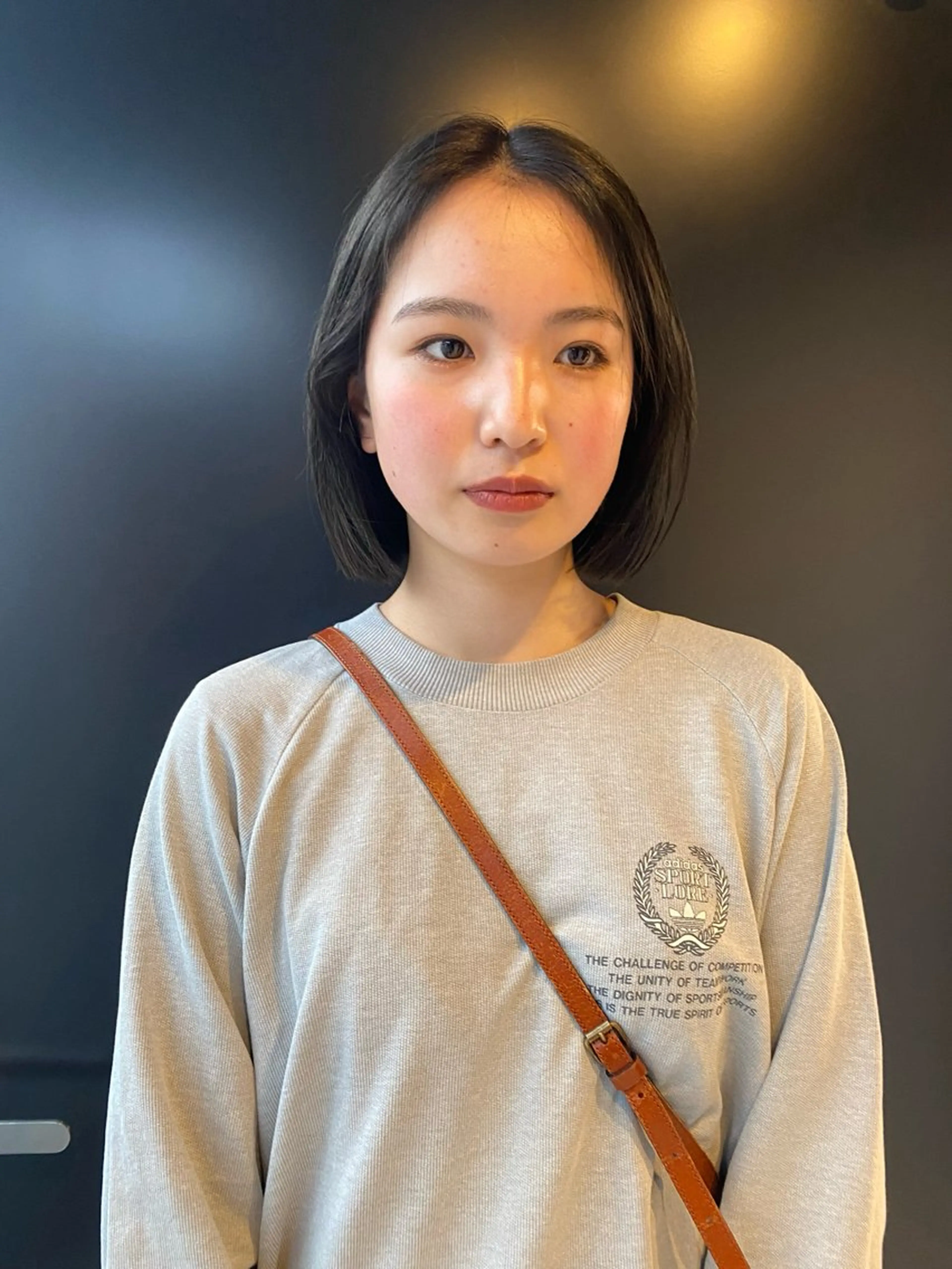 ミディアム カット ヘアカラー YUUK I/レイヤーのヘアスタイル