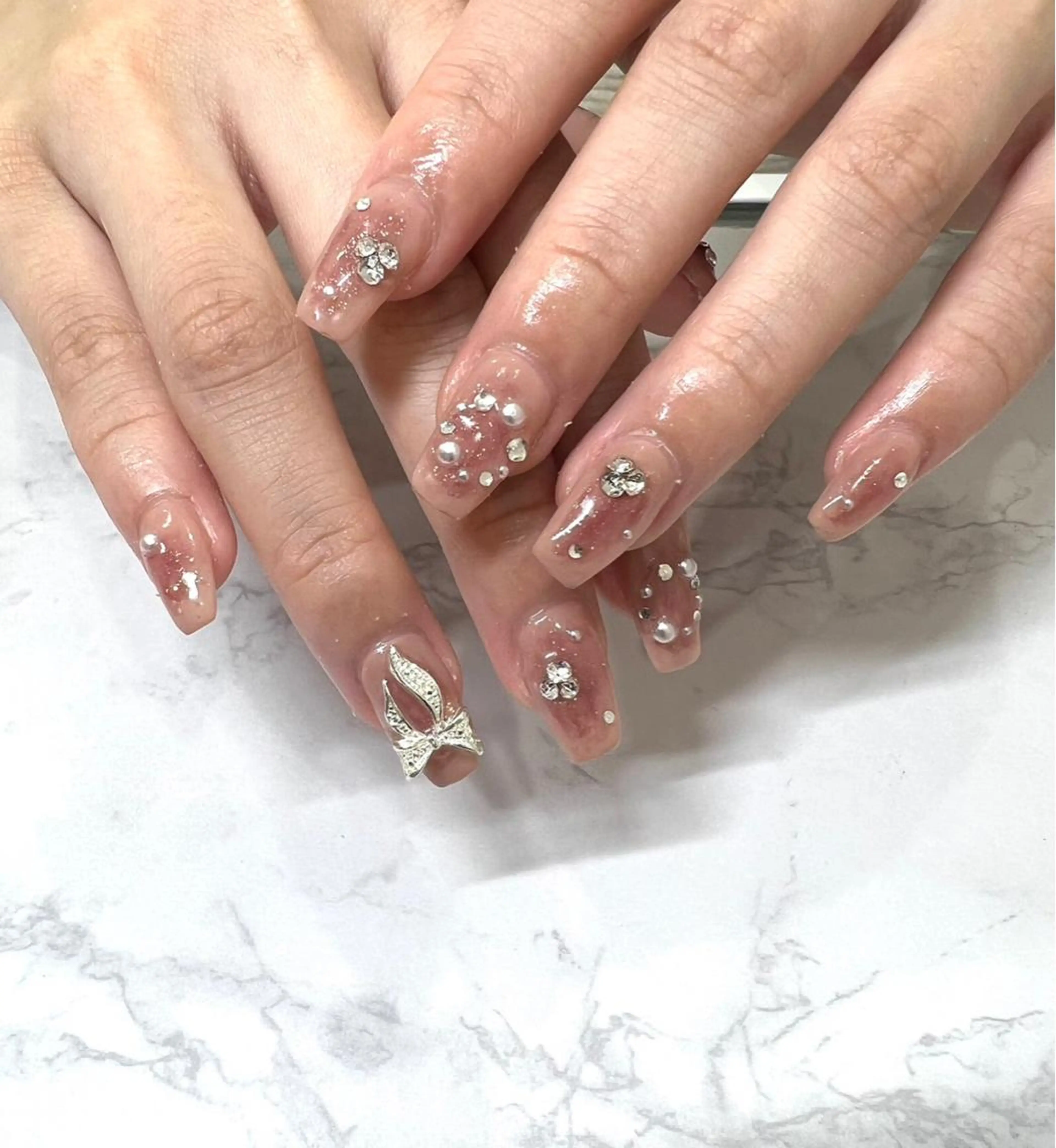 ネイル ハンドネイル フットネイル PEEKABOO京橋 EYE&NAILのネイルデザイン