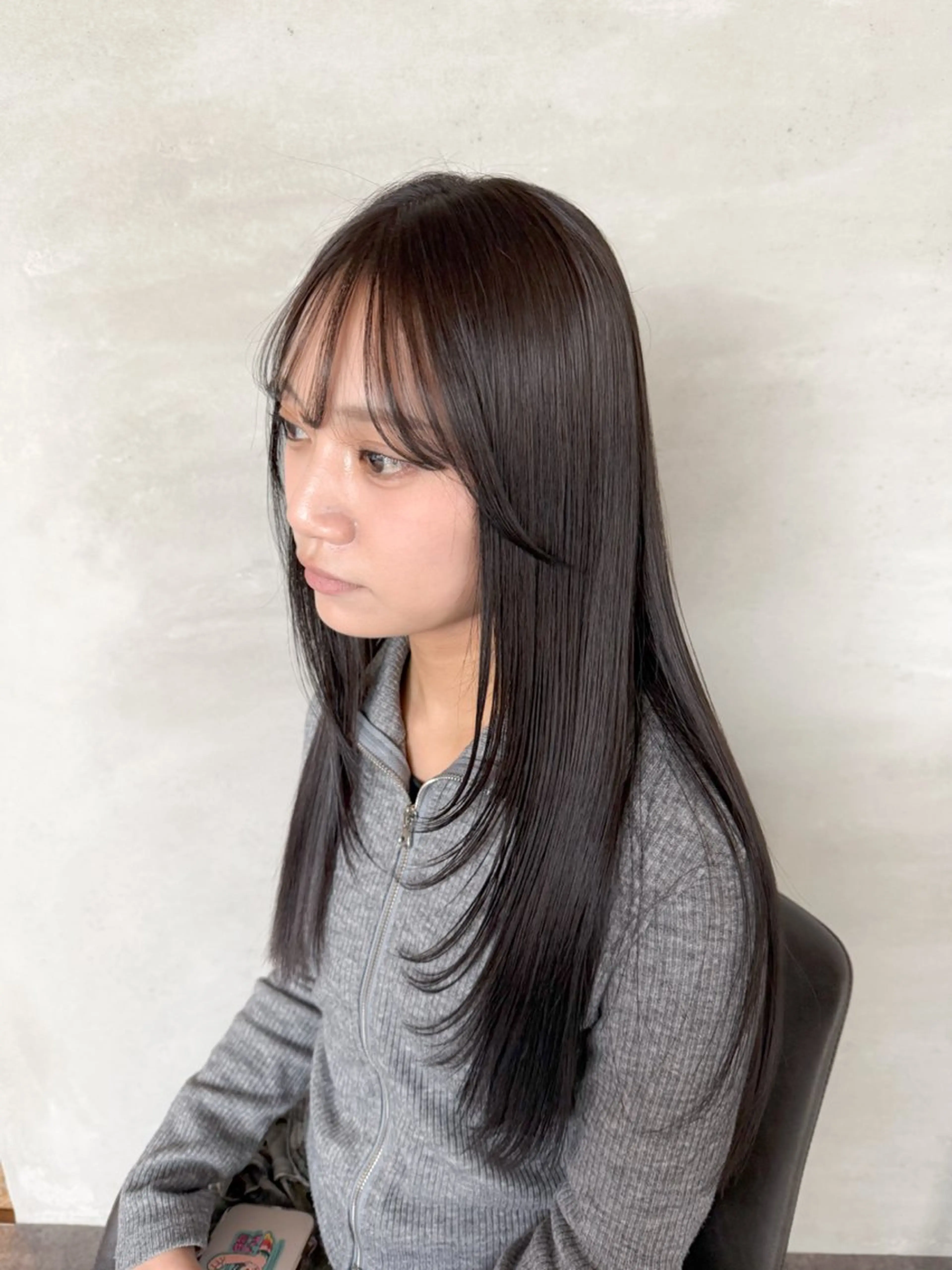 ロング キッズ 顔まわりレイヤー 顔周りカット レイヤーカット カット 宮原 愛果のヘアスタイル