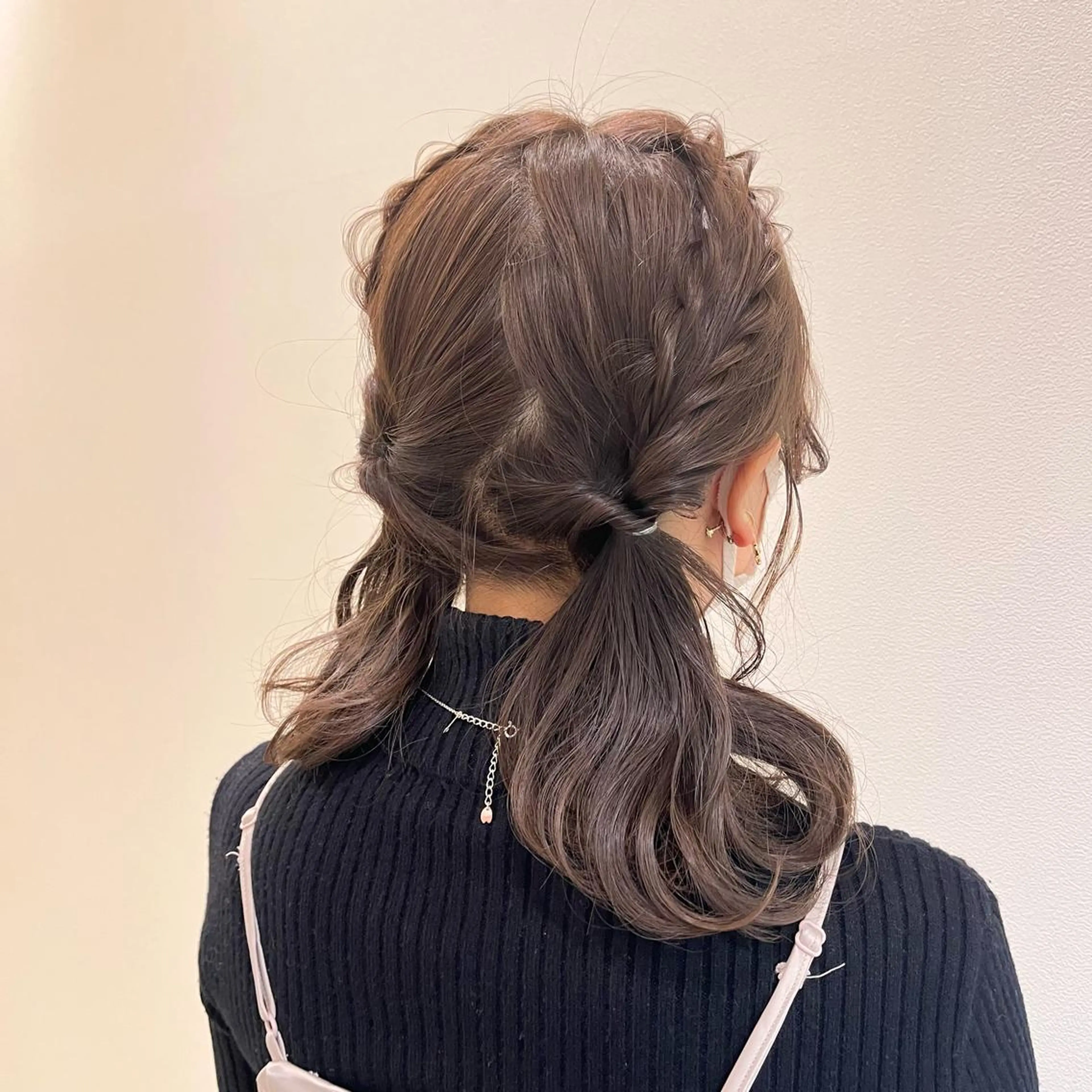 セミロング ツインテール ヘアセット ハイトーン/ピンク 🎀山岸 沙弥香のヘアスタイル