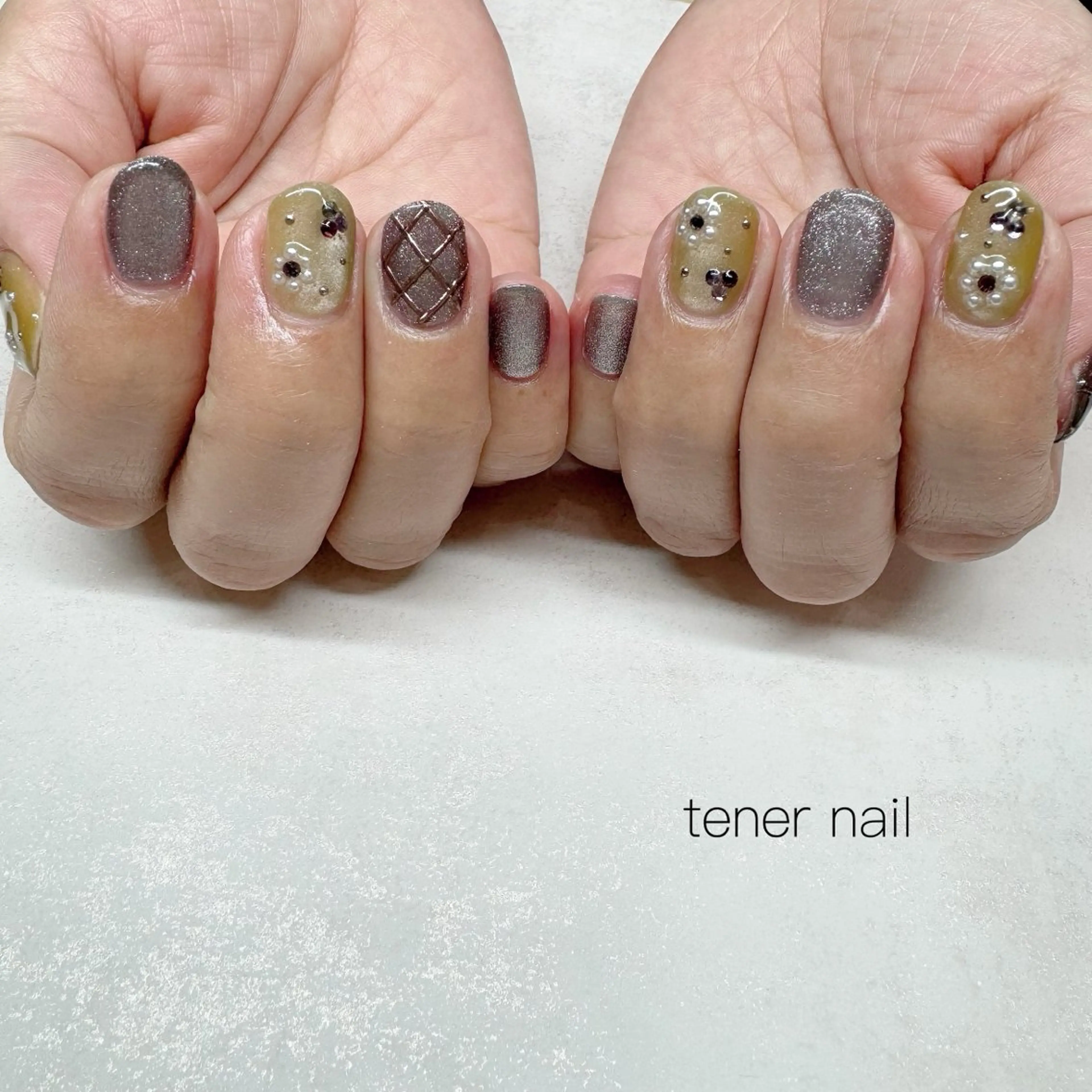 ネイル フラワーネイル ストーンネイル ハンドネイル tener  nail  テネルネイル所属・テネルネイル tener nailのネイルデザイン