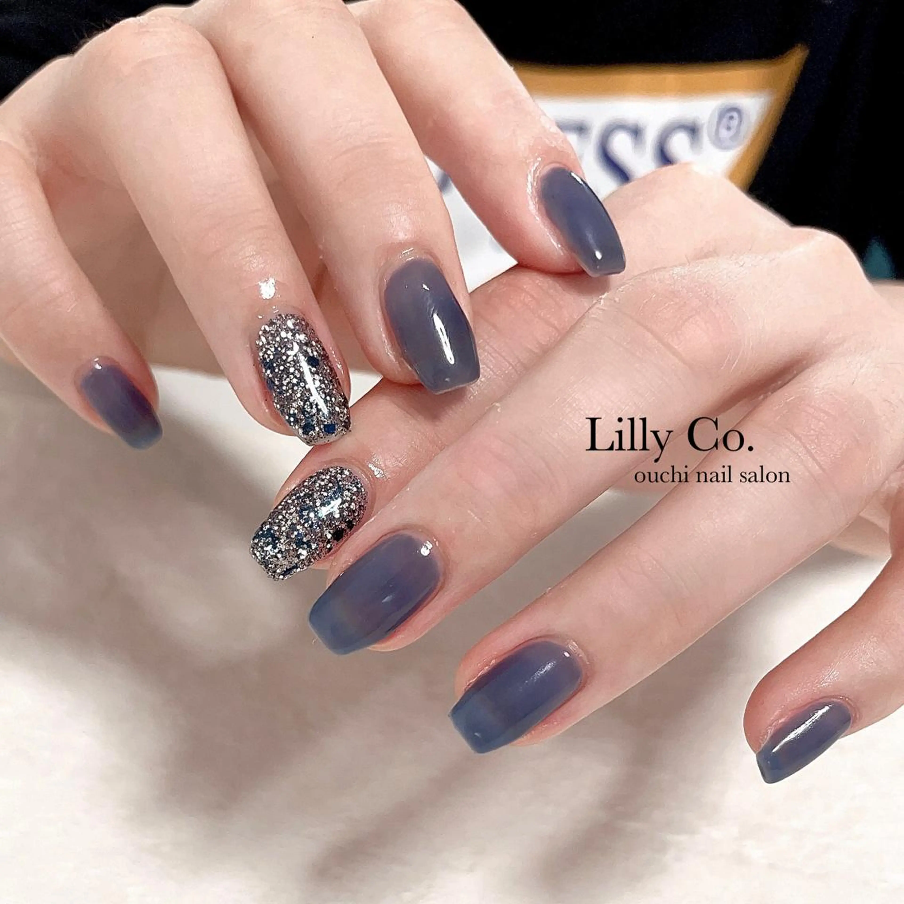 ネイル ブルー Lilly Co.のネイルデザイン