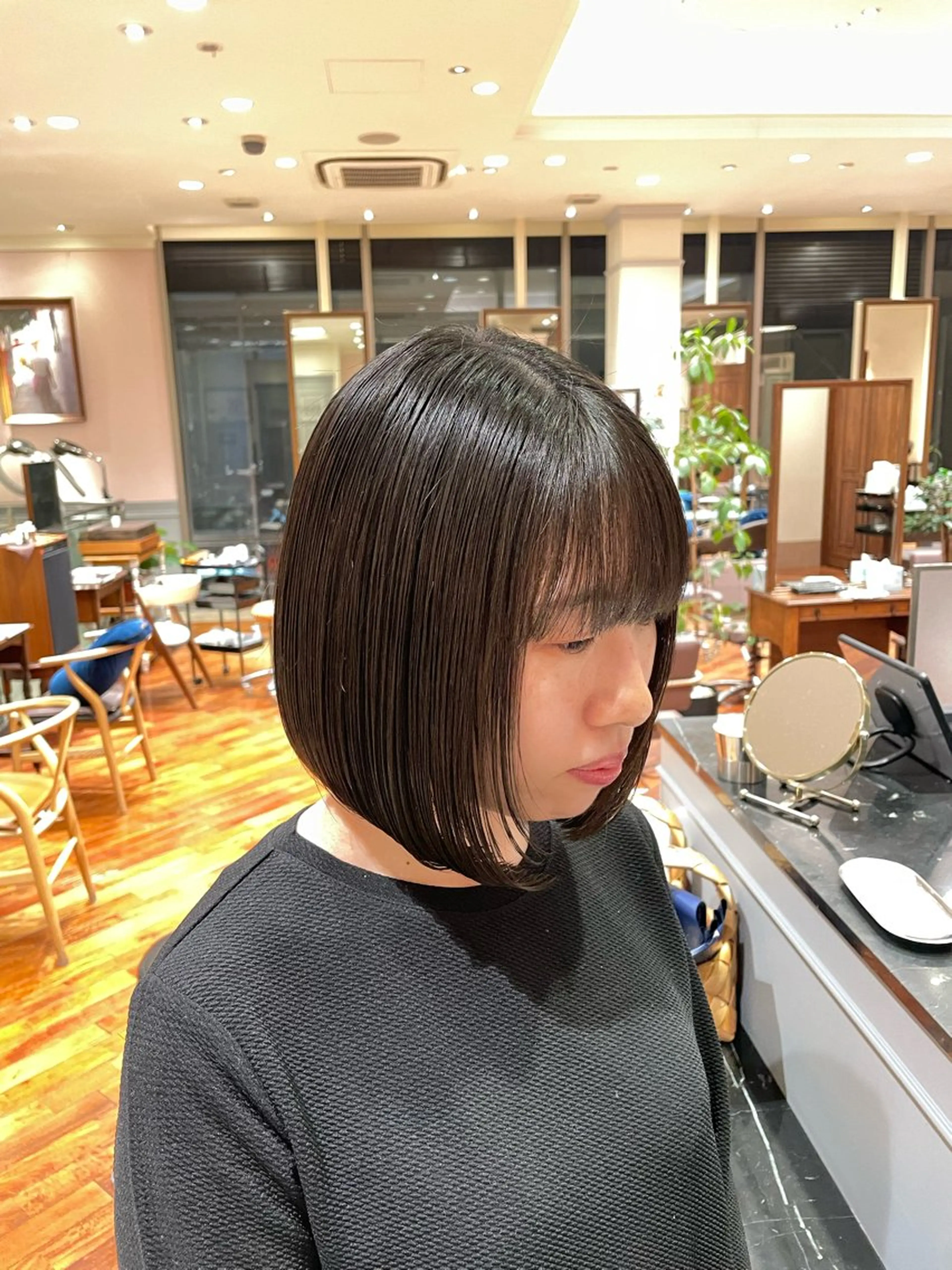 ショート ボブ 梅田　似合わせ特化 稲葉利也斗のヘアスタイル