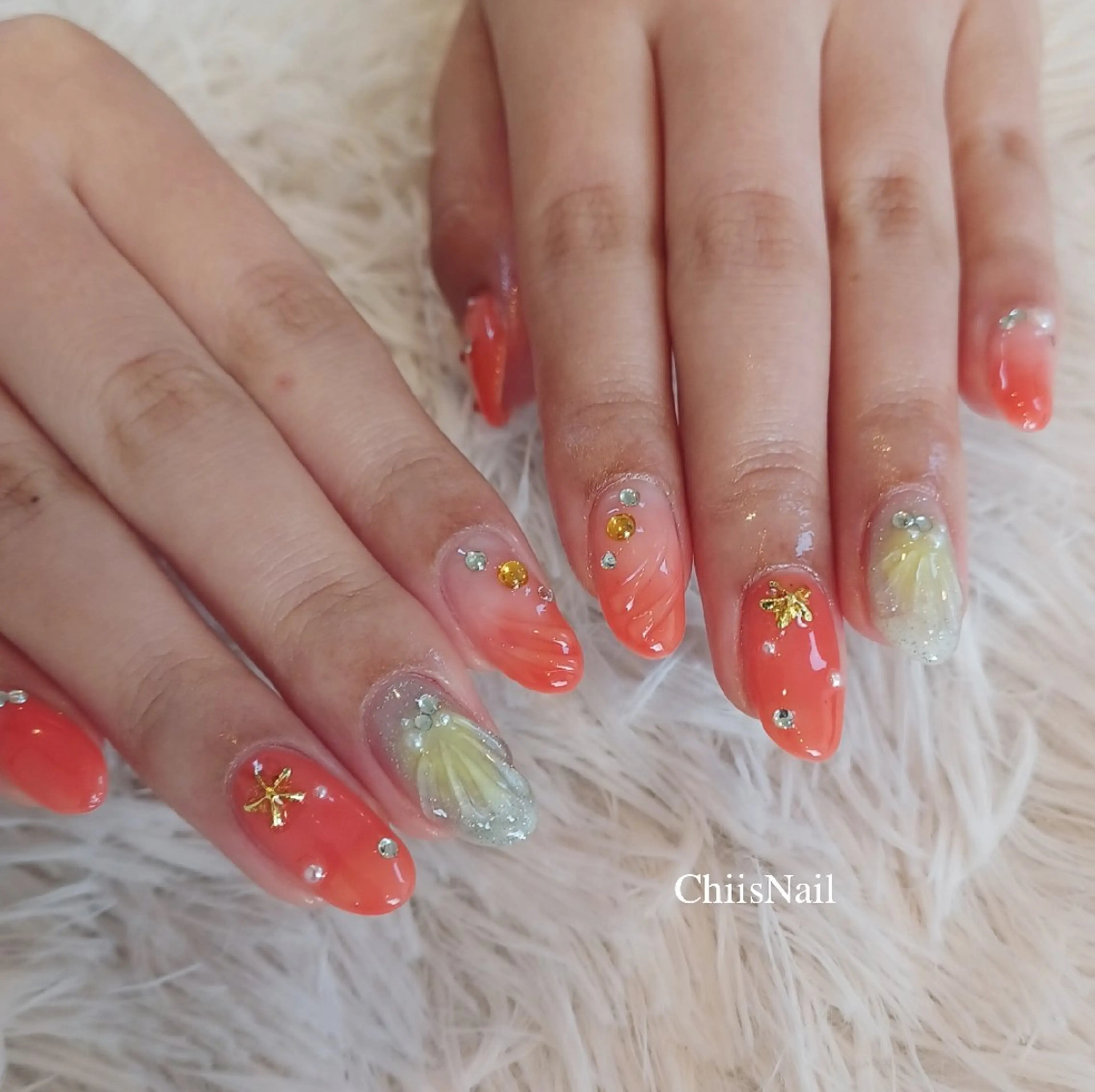 ネイル オレンジ ハンドネイル ChiisNail ﾁｨｽﾞﾈｲﾙのネイルデザイン