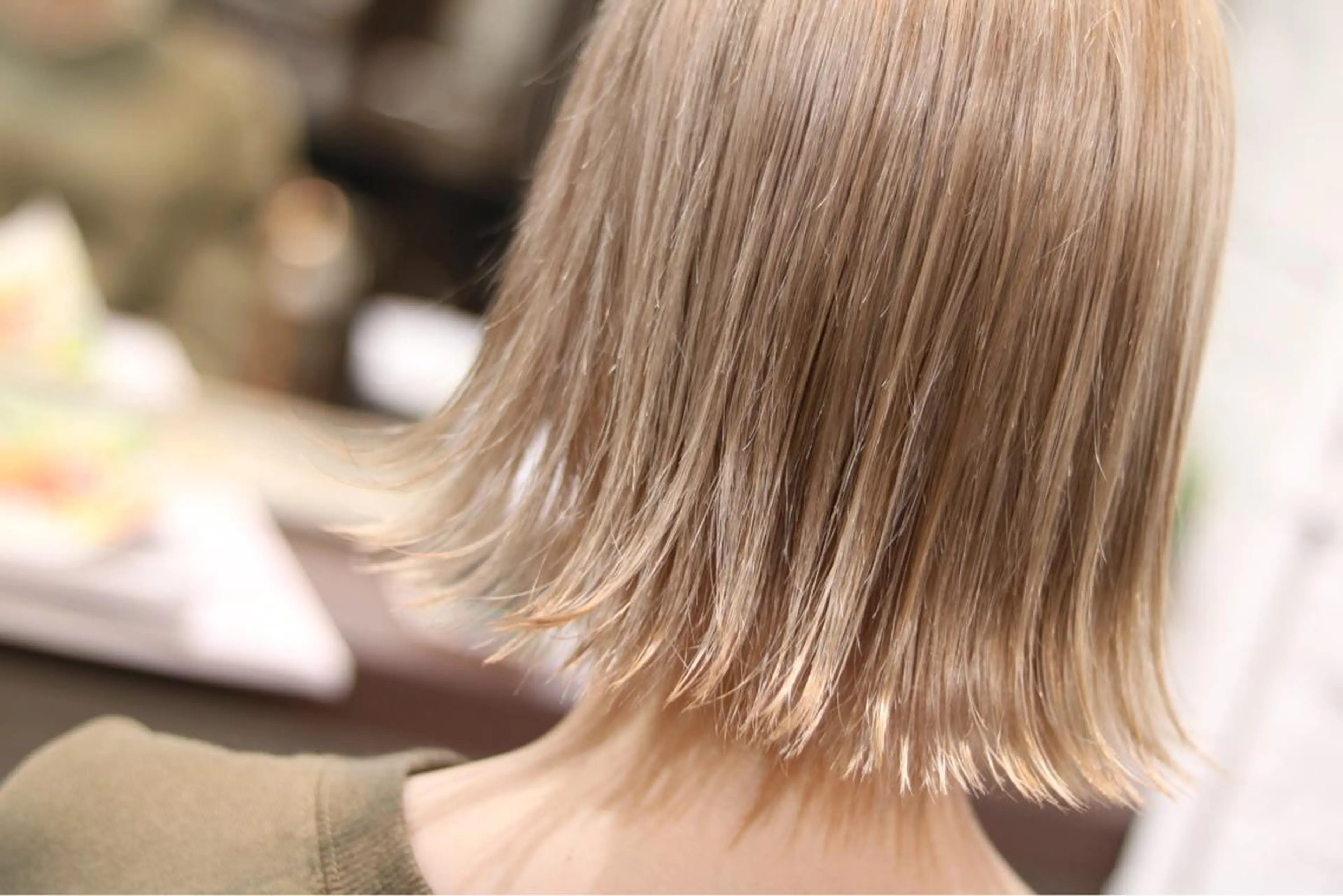 ショート カラー パーマ ヘアアレンジ 外ハネヘア youres hair 新宿3丁目店所属・新宿.代表.透け髪 TAKAケアブリーチのヘアスタイル
