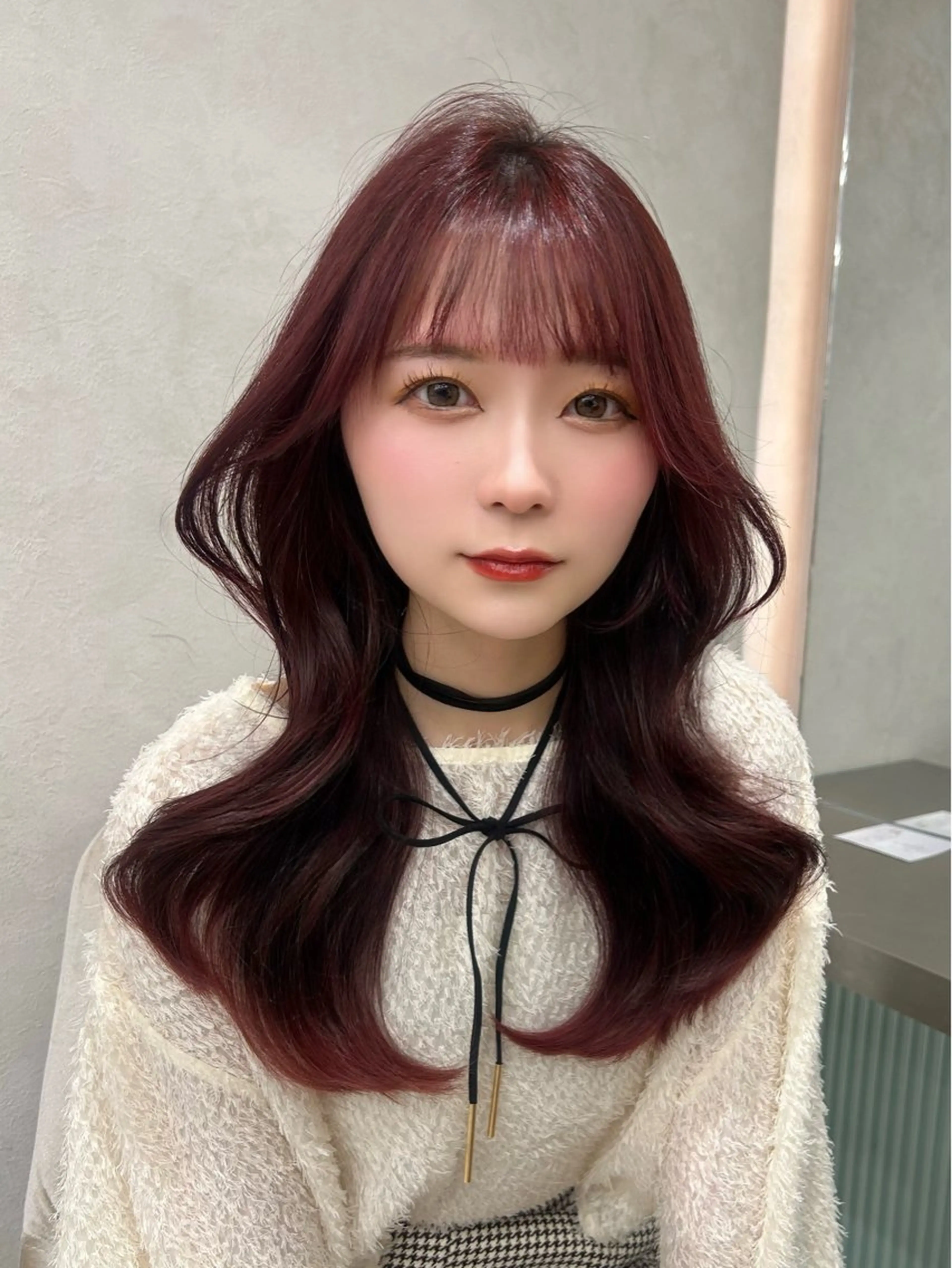 ミディアム カラー ヘアアレンジ カット ヘアカラー トリートメント ふみか🎀 ベージュカラーのヘアスタイル
