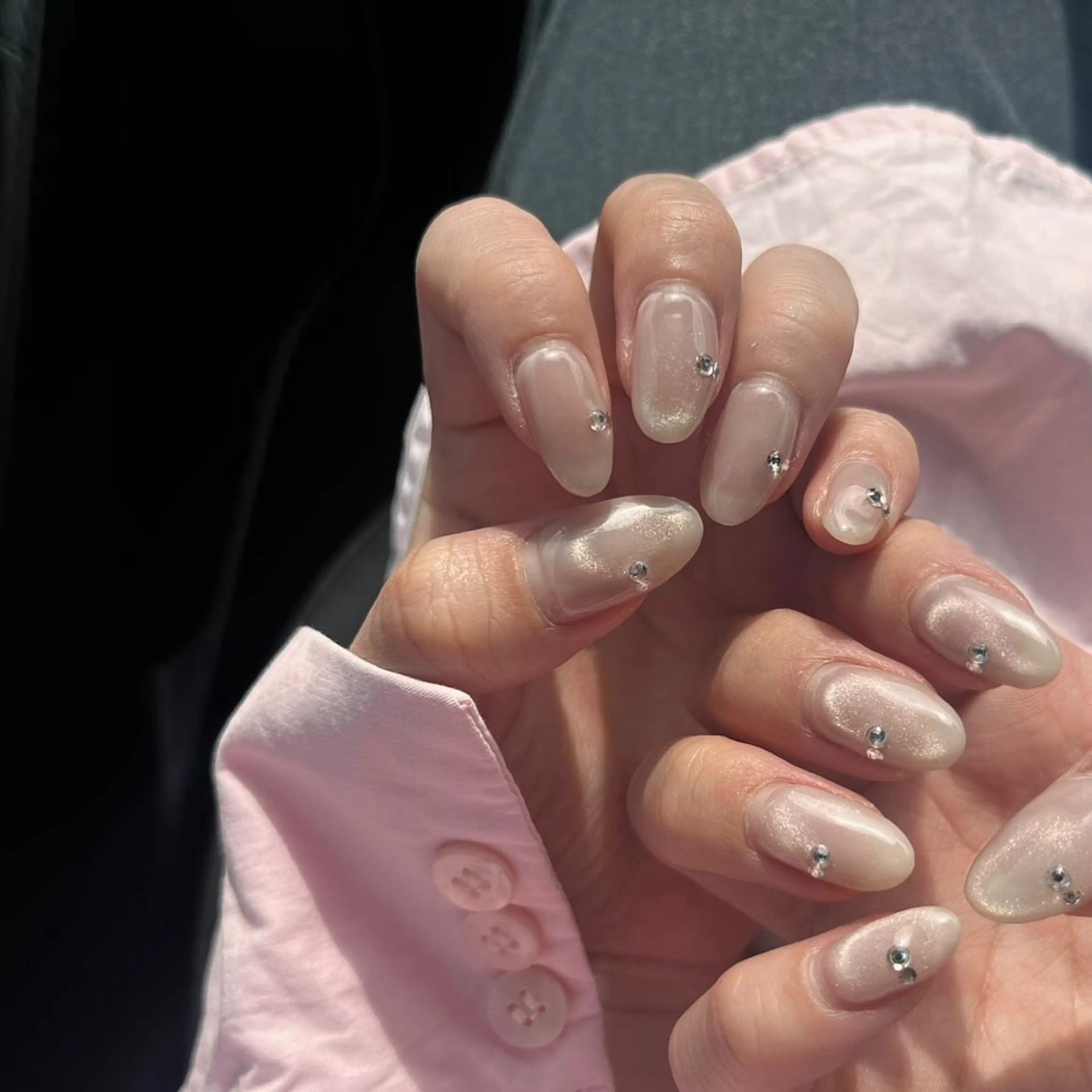 ネイル マグネットネイル マグネットワンカラー ワンカラーネイル ストーンネイル charmant nailのネイルデザイン