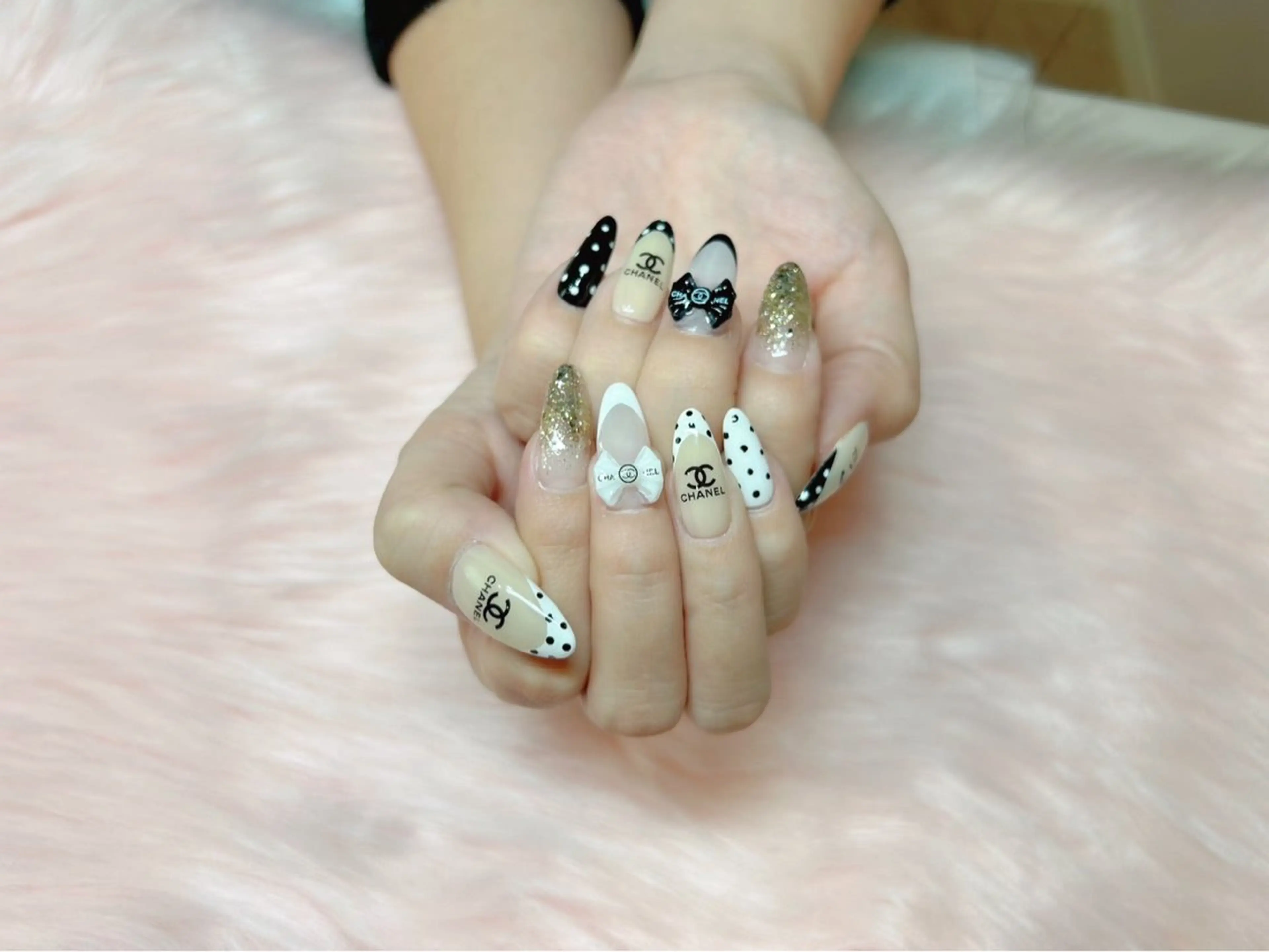 ネイル フレンチネイル Nailsalon Little Rのネイルデザイン