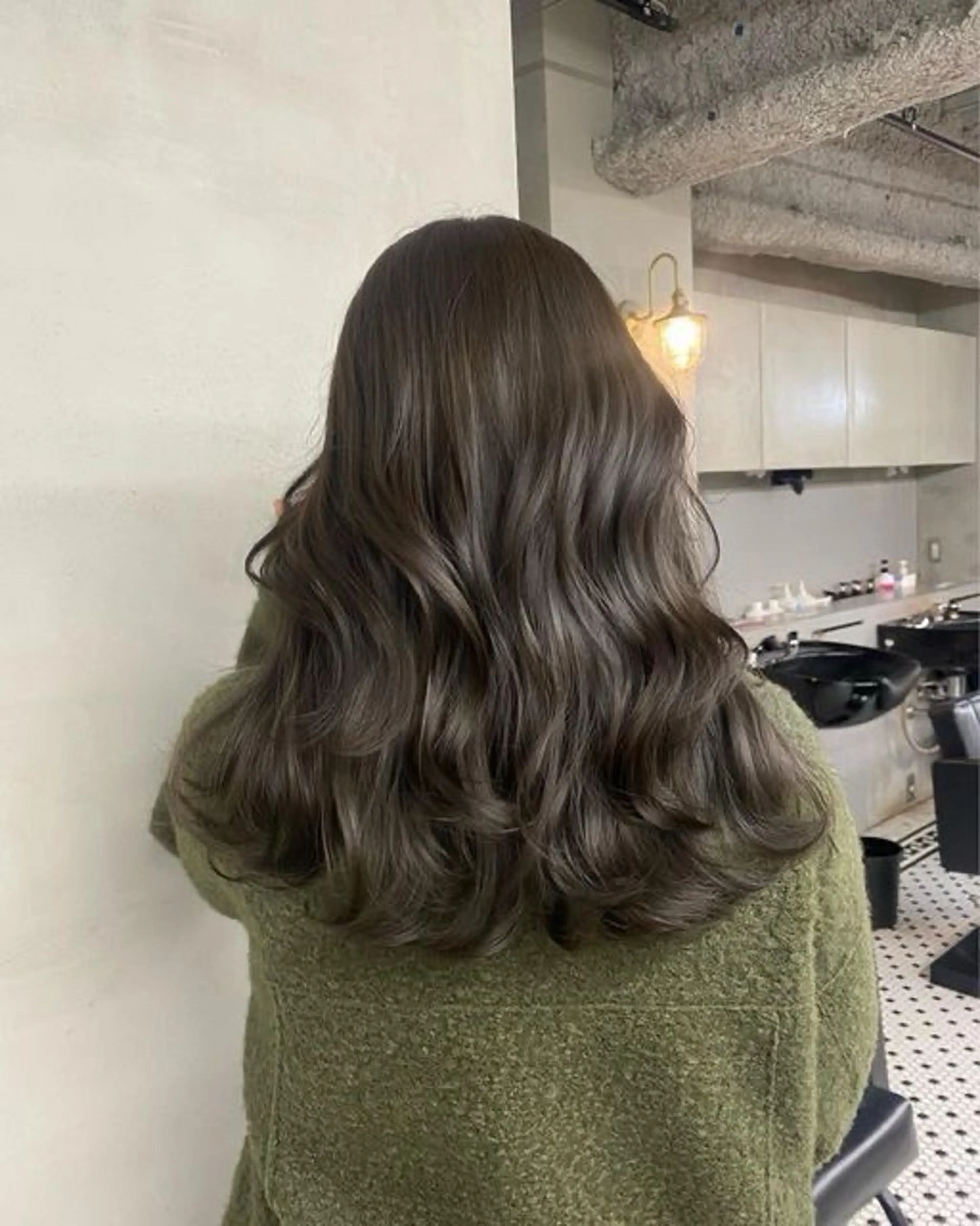 ロング カラー ヘアカラー Hair musee 柱店所属・浦野 妃菜のヘアスタイル