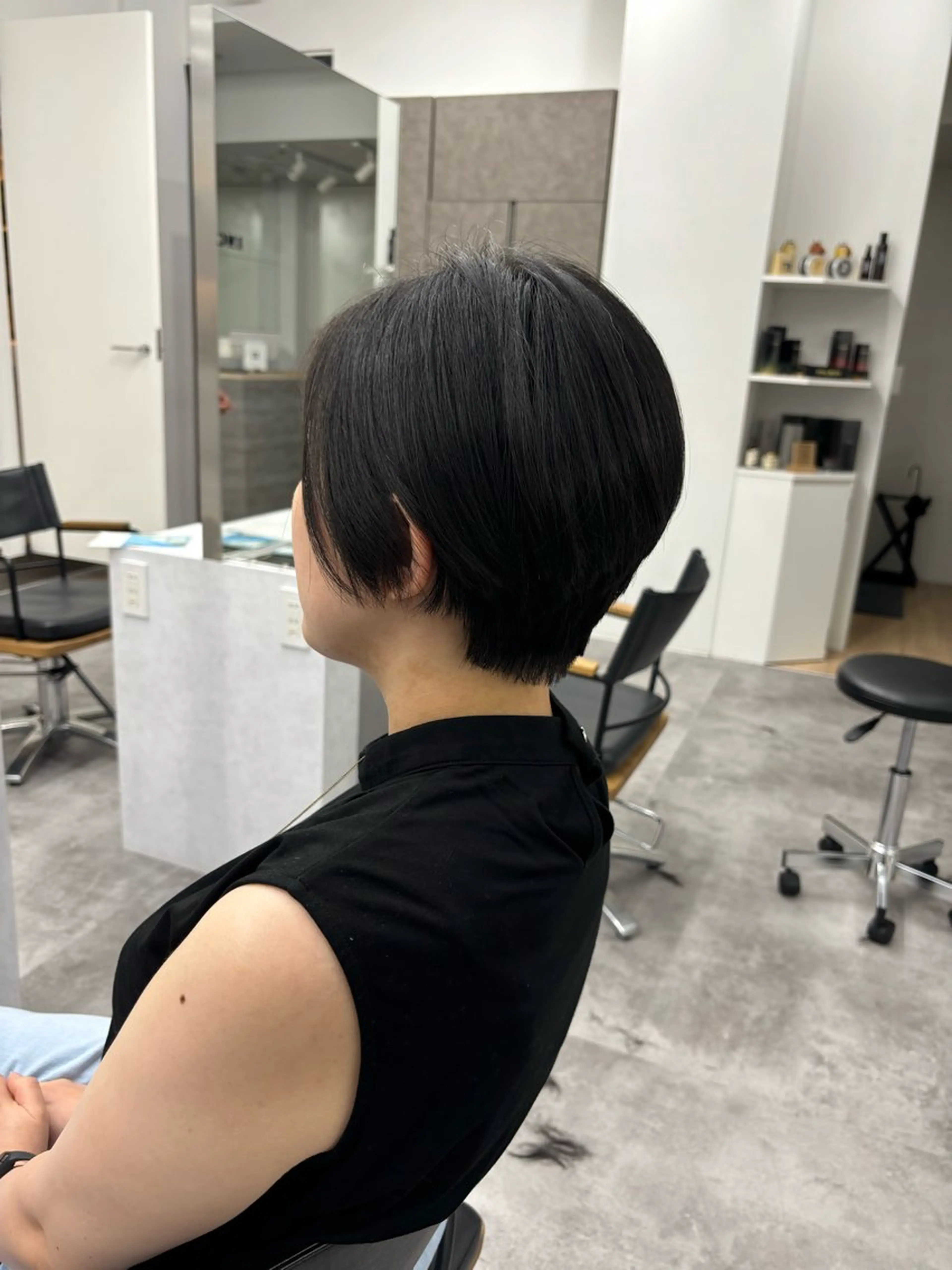ショート カラー ヘアアレンジ マエダ アズミ🌱のヘアスタイル