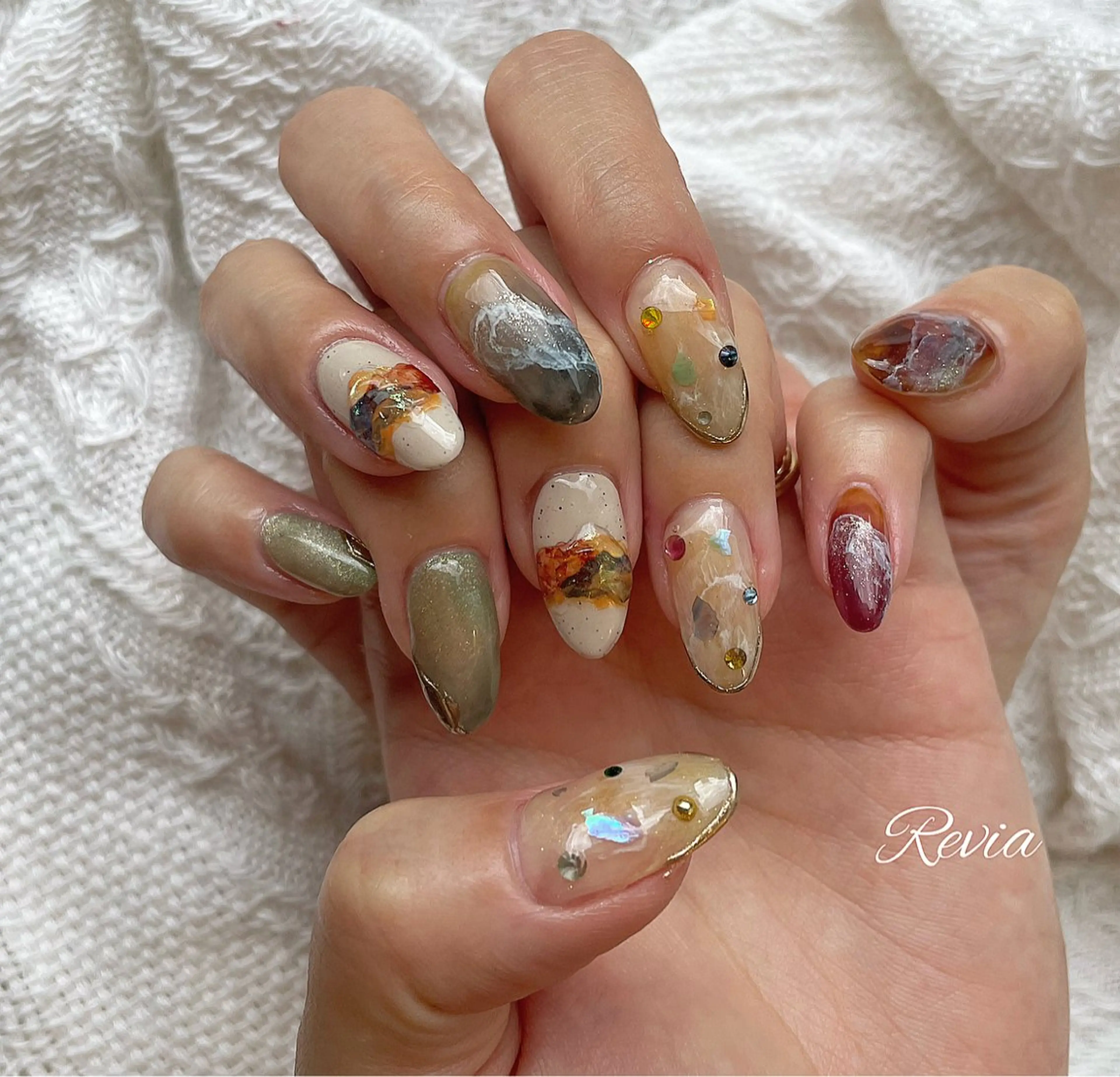 ネイル ハンドネイル revia所属・ERI Nailistのネイルデザイン