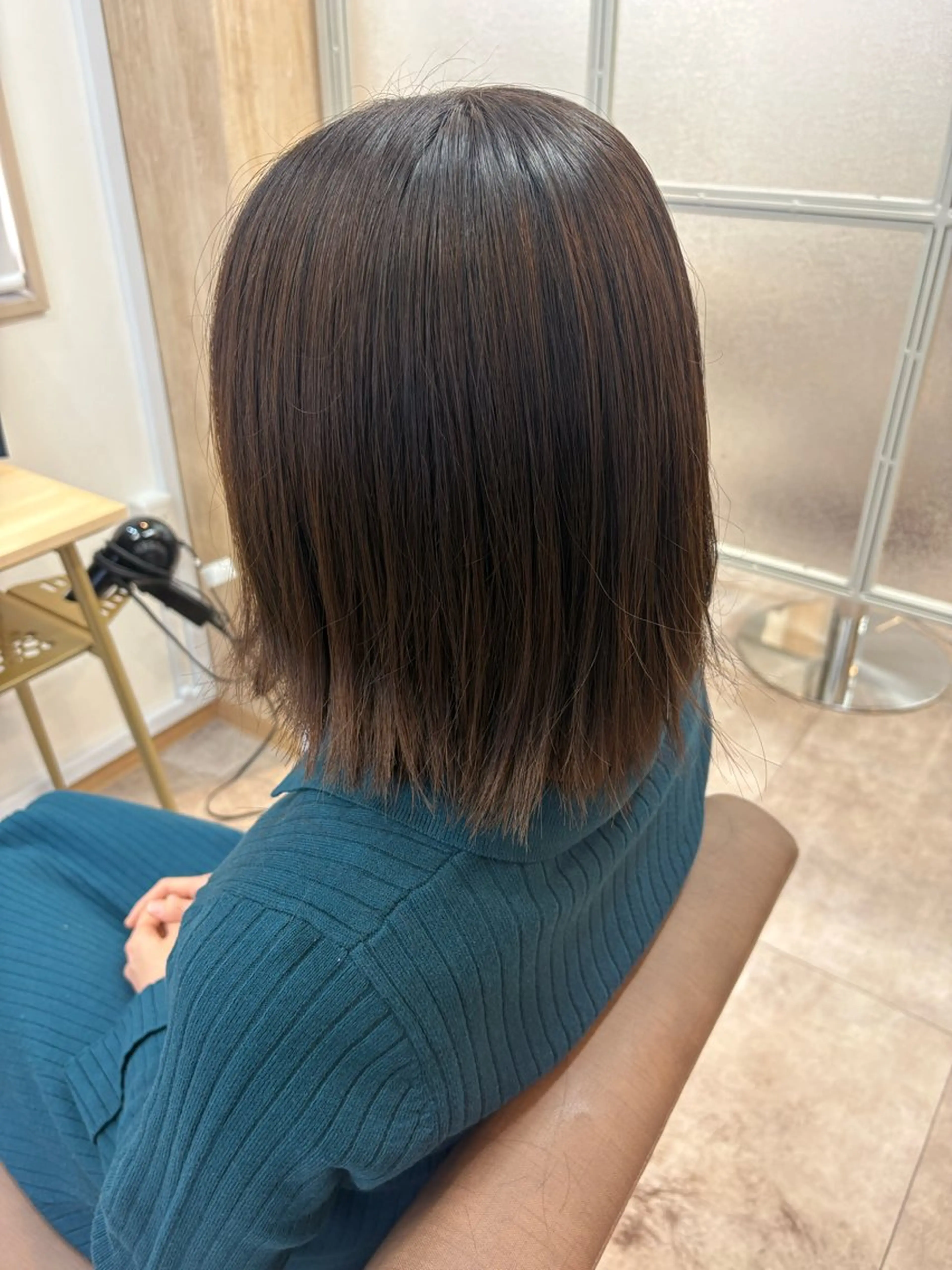 ミディアム カラー カット ヘアカラー トリートメント TELA HAIR 稲毛店　千尋のヘアスタイル