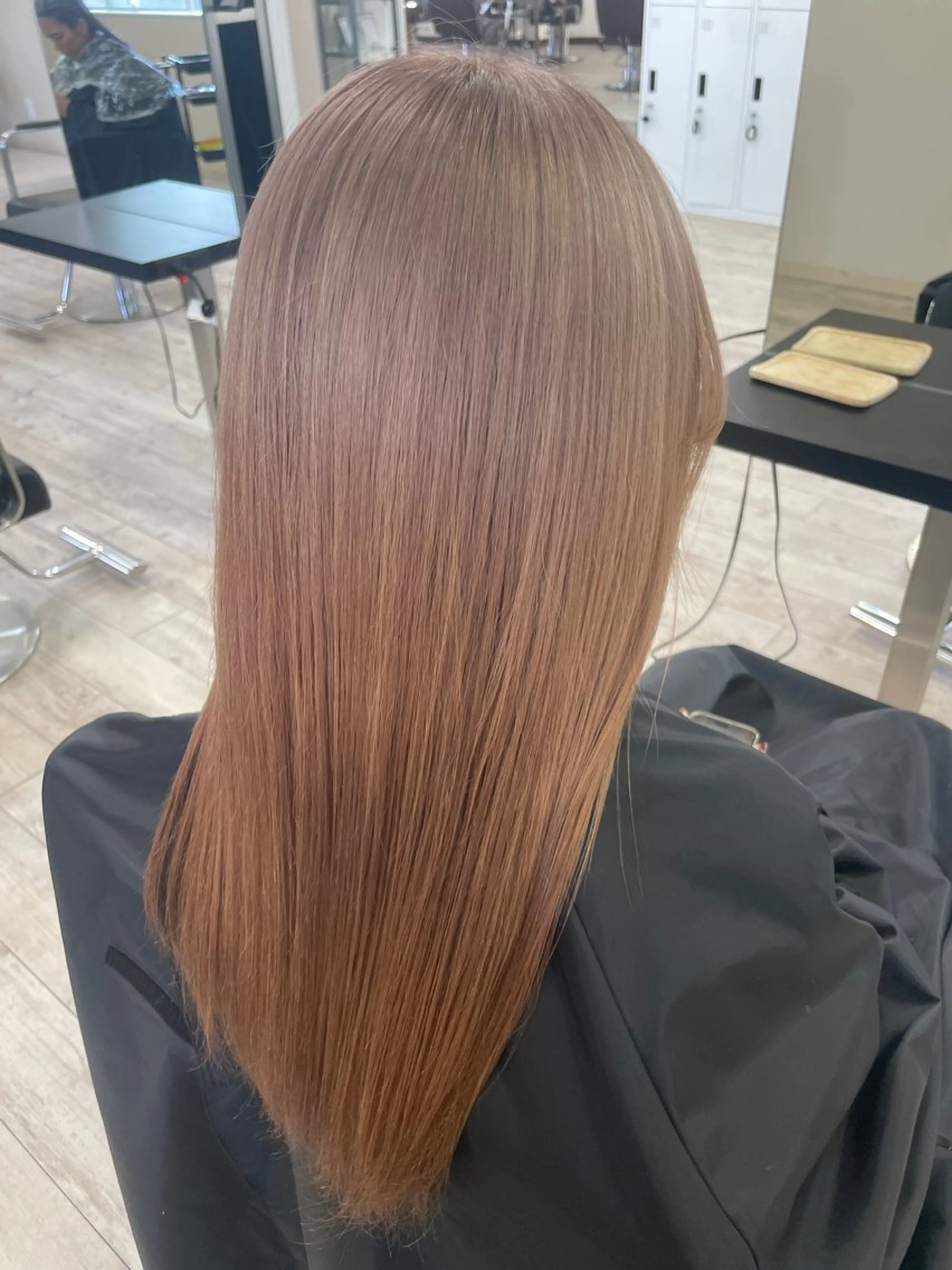 ロング カラー ヘアカラー TIDEHAIR SHUKAのヘアスタイル