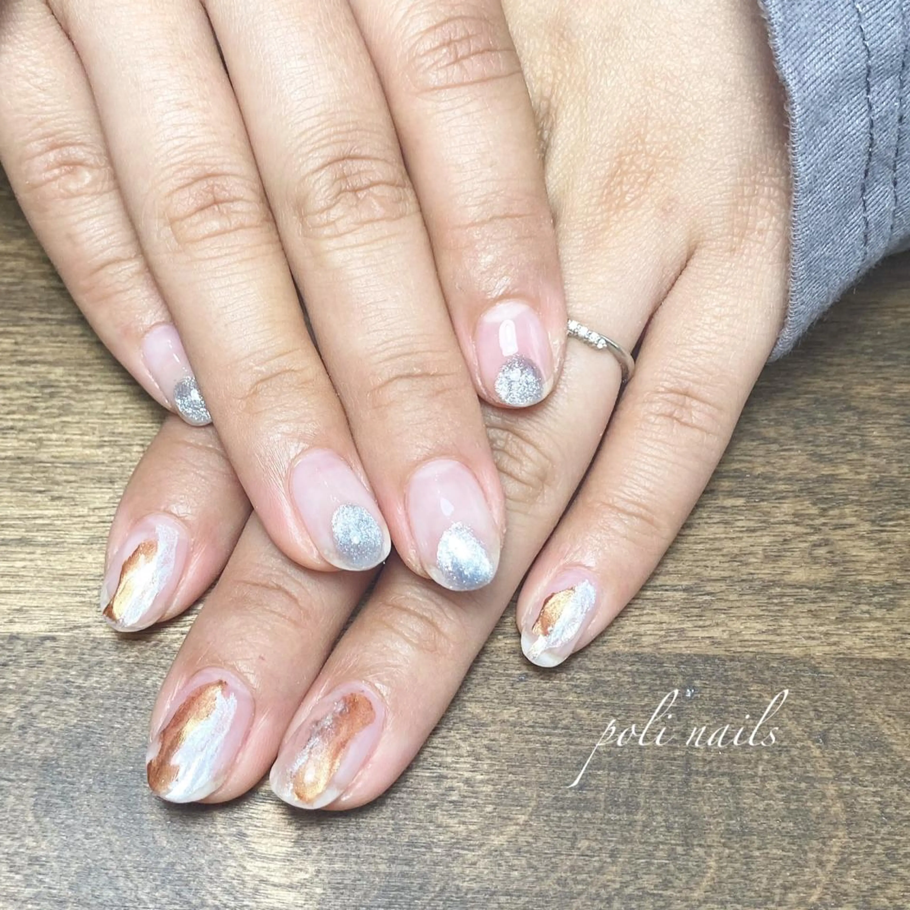ネイル ハンドネイル poli nailsのネイルデザイン