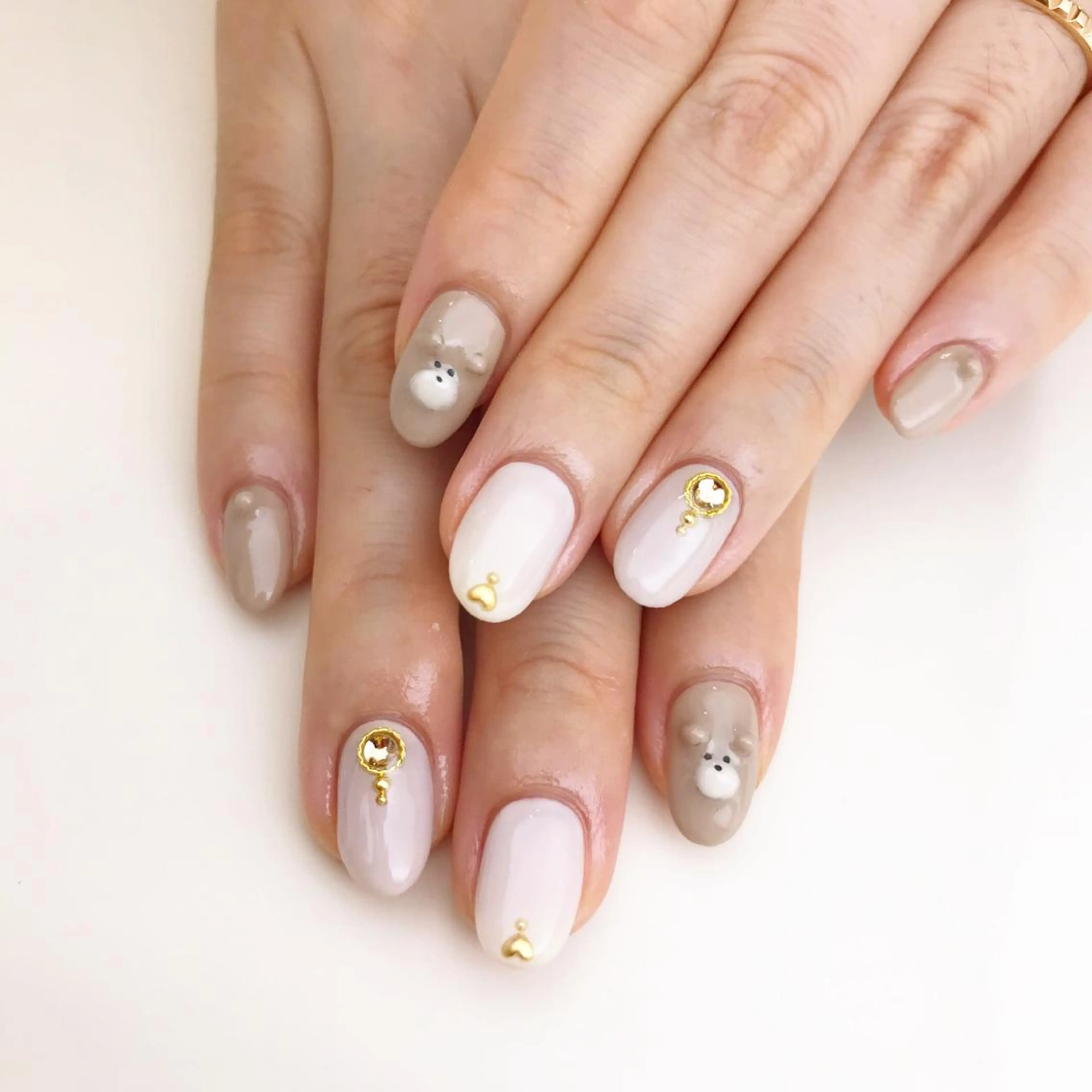 ネイル リセ有楽町店 ネイリストのネイルデザイン