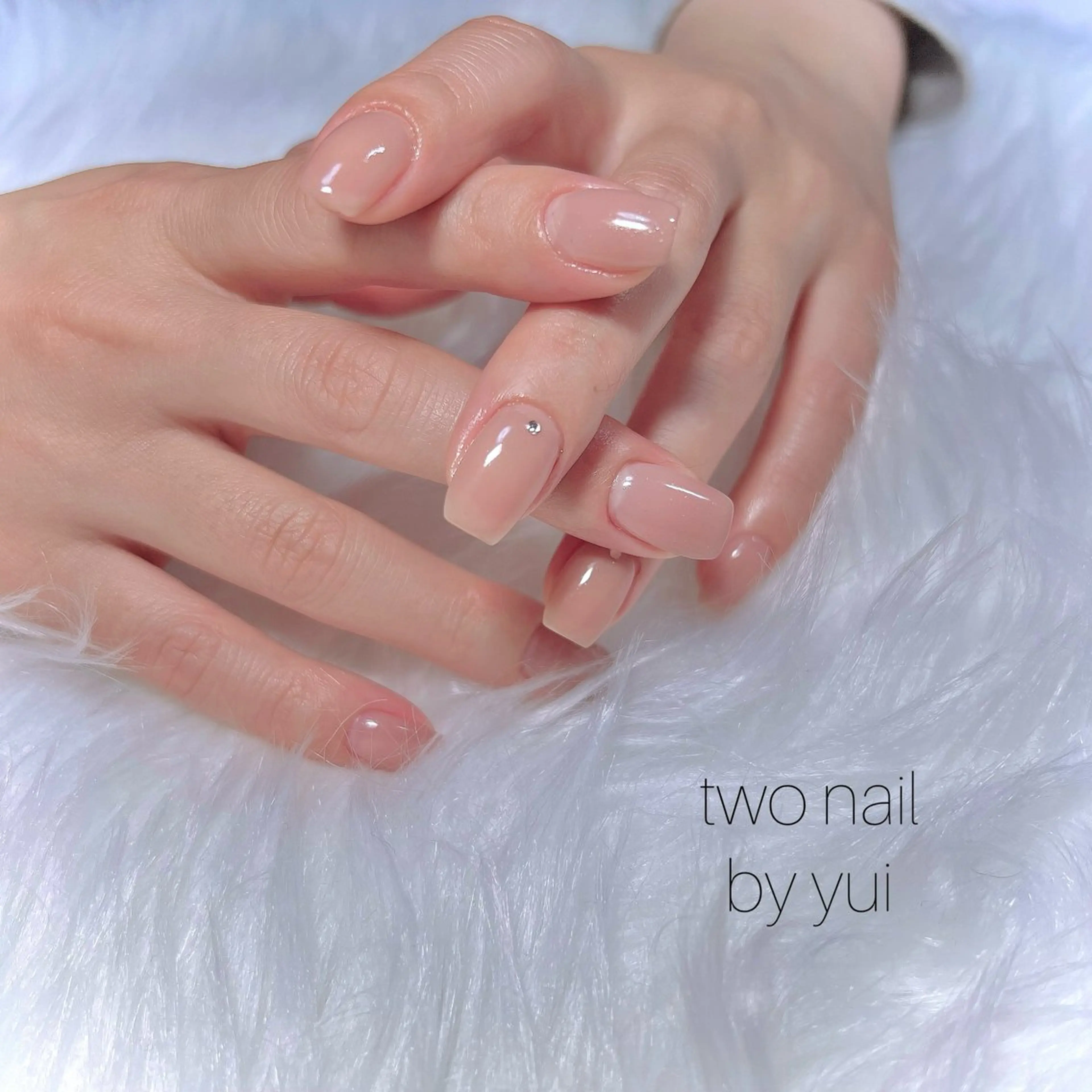 ネイル ブラウン ネイルチップ ホワイト ハンドネイル two nailのネイルデザイン