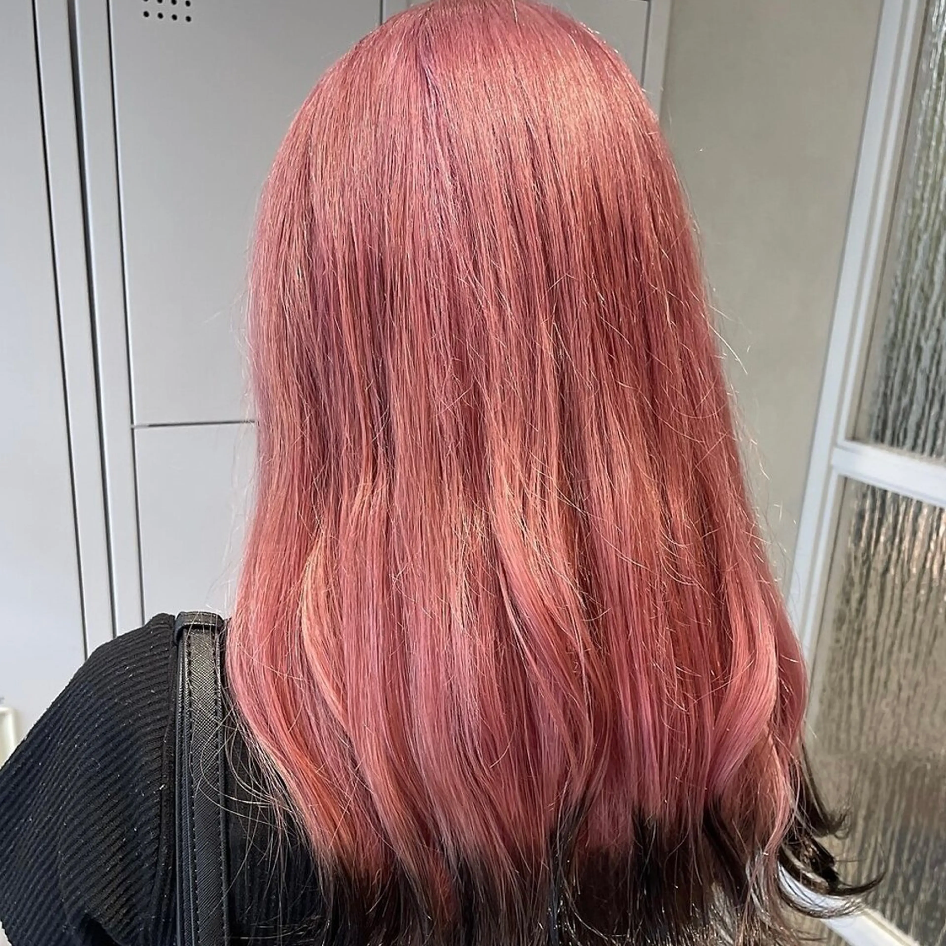 ロング カラー ブリーチ ハイトーンカラー ピンクカラー 💖ブリーチ/暖色 𝐘𝐮𝐢💖のヘアスタイル