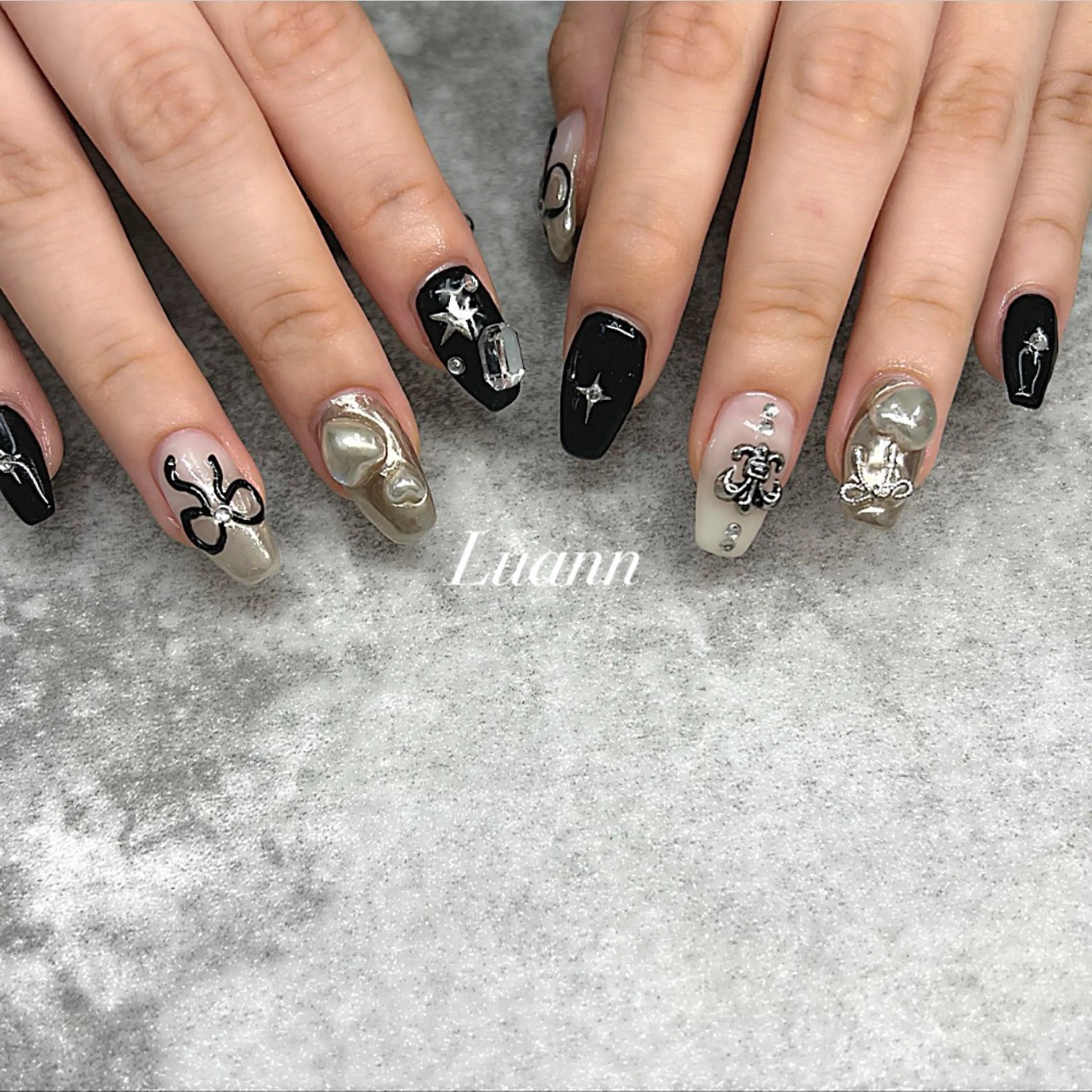 ネイル チークネイル 韓国ネイル 持ち込み ピンク シルバー ハンドネイル Luann nail所属・Luann nail Sakiのその他イメージ