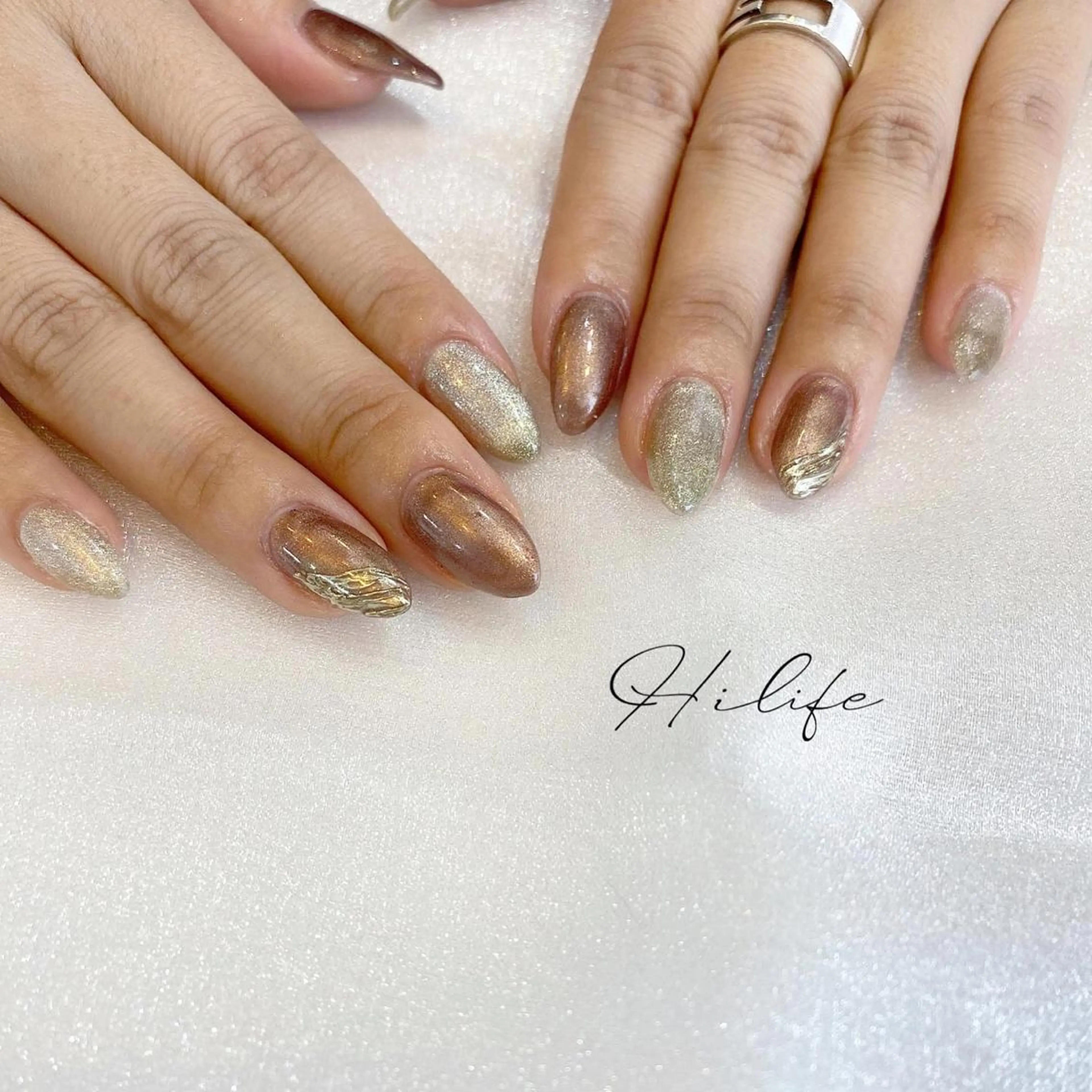 ネイル マグネットネイル ハンドネイル Nail Adore.のネイルデザイン