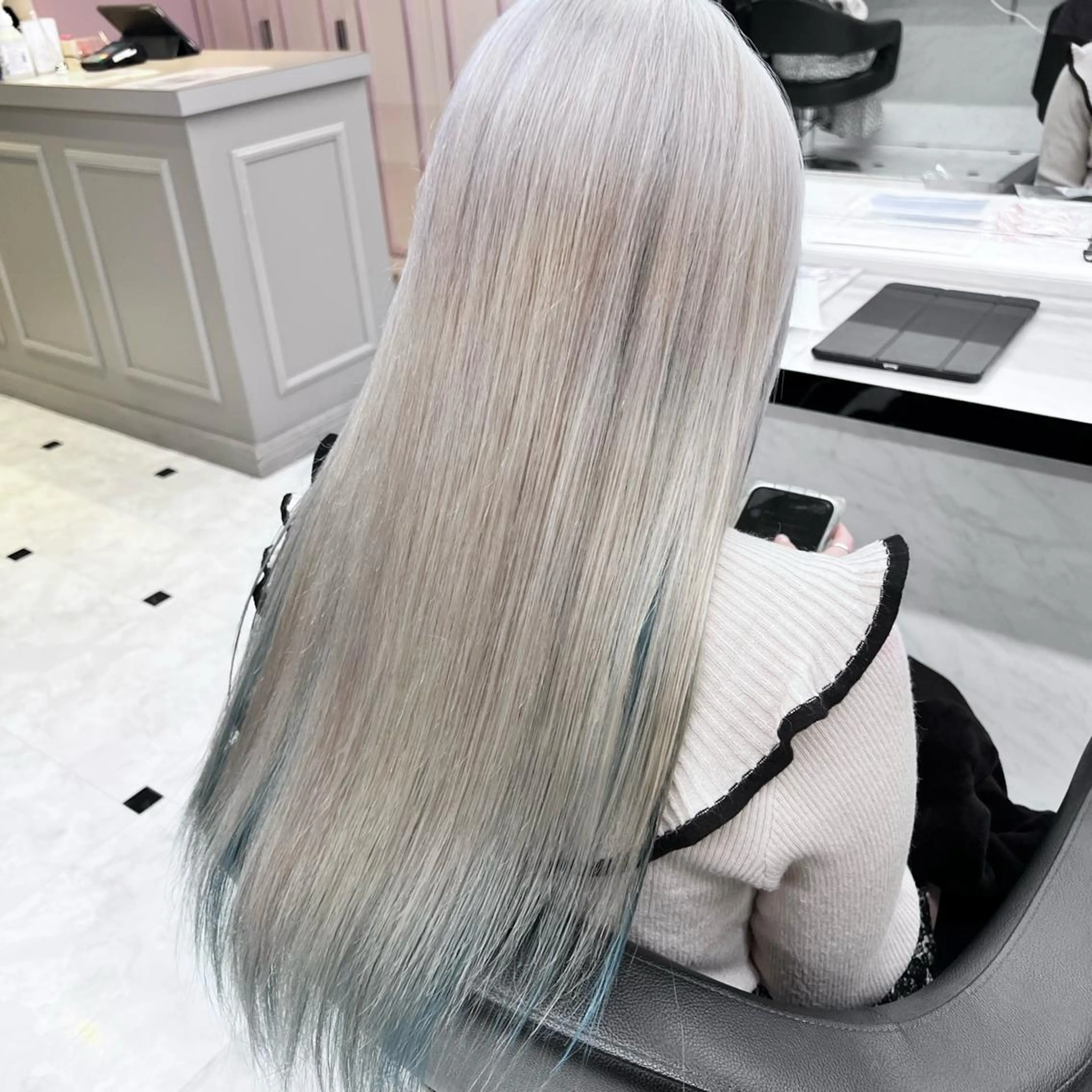 ロング カラー ヘアアレンジ ヘアカラー トリートメント ヘッドスパ ヘアセット 💕上野美容師☁ ブリーチ💖サワのヘアスタイル