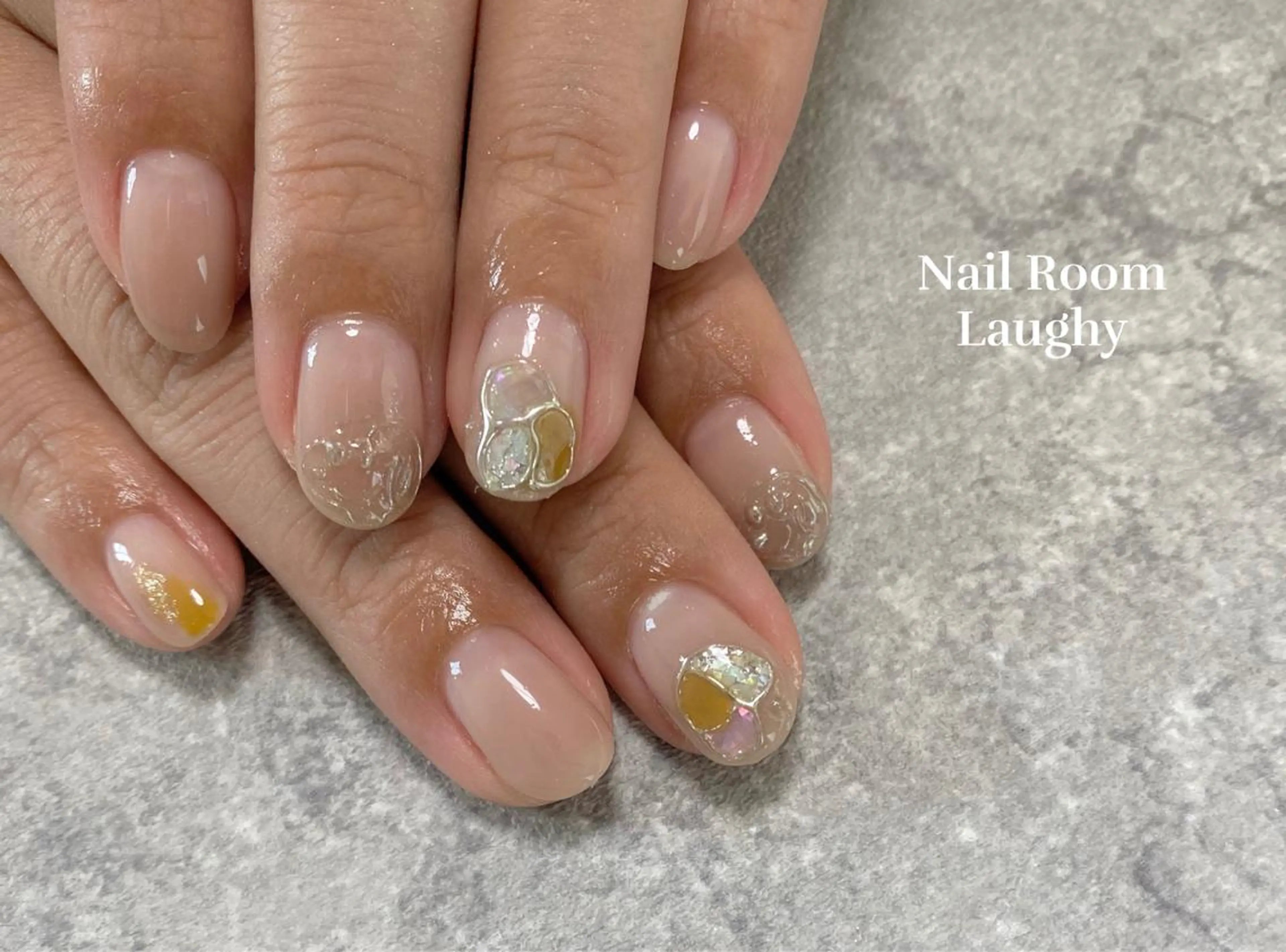 ネイル Nail Room Laughyのネイルデザイン