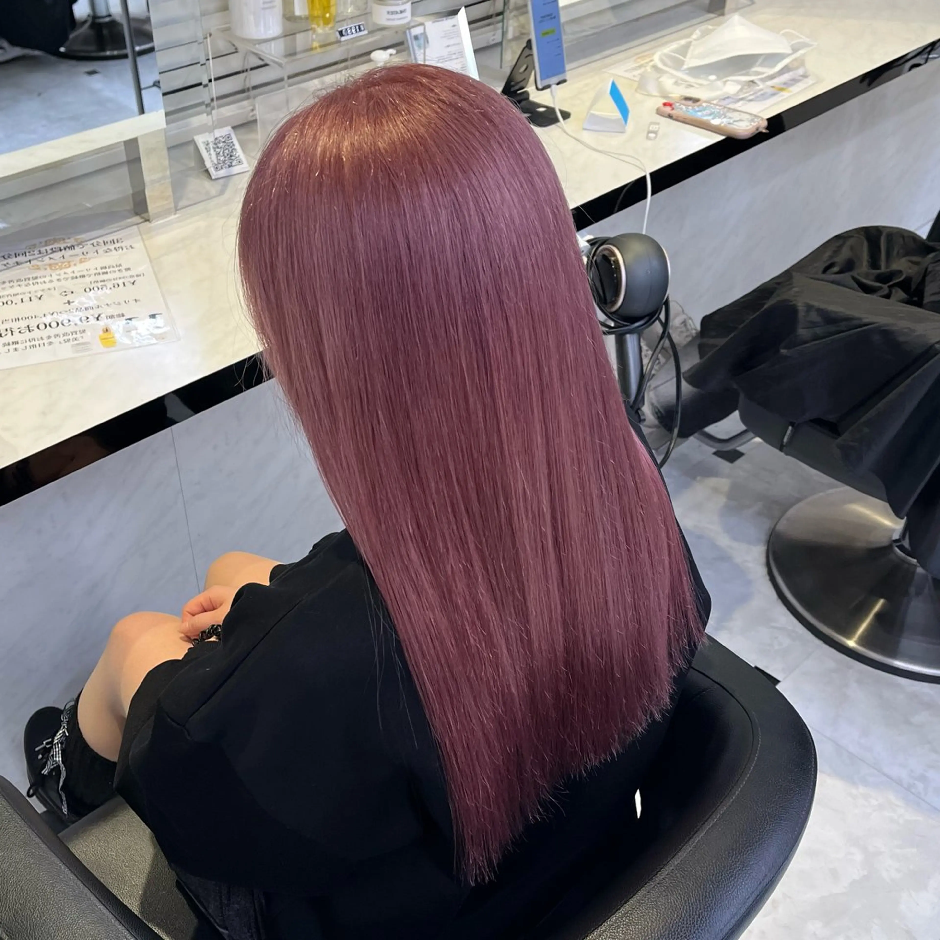 ロング カラー ヘアカラー 🍒透明感カラー🌨 🥕ハイトーンカラーのヘアスタイル