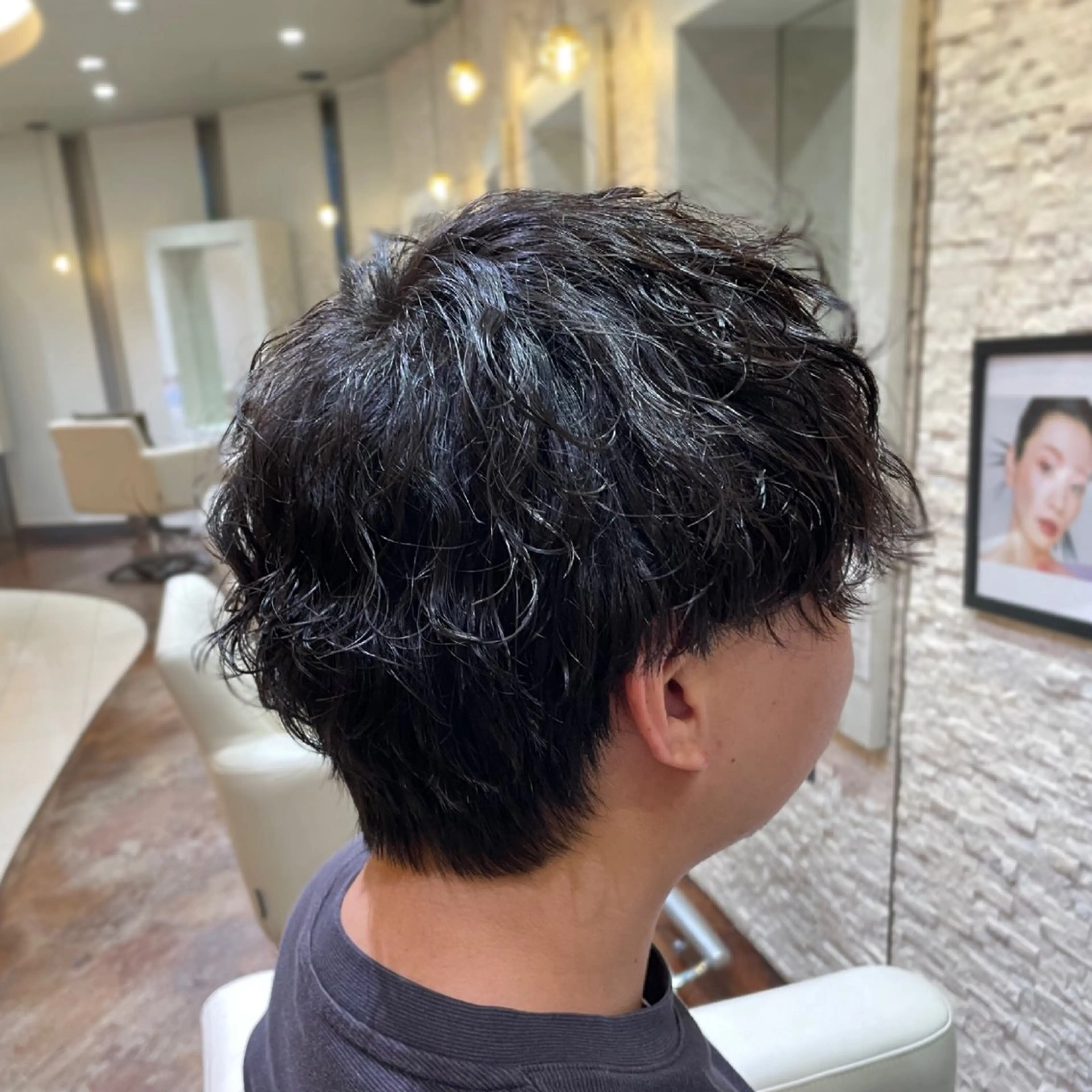 パーマ メンズ 波巻きパーマ 本多 美羽のヘアスタイル