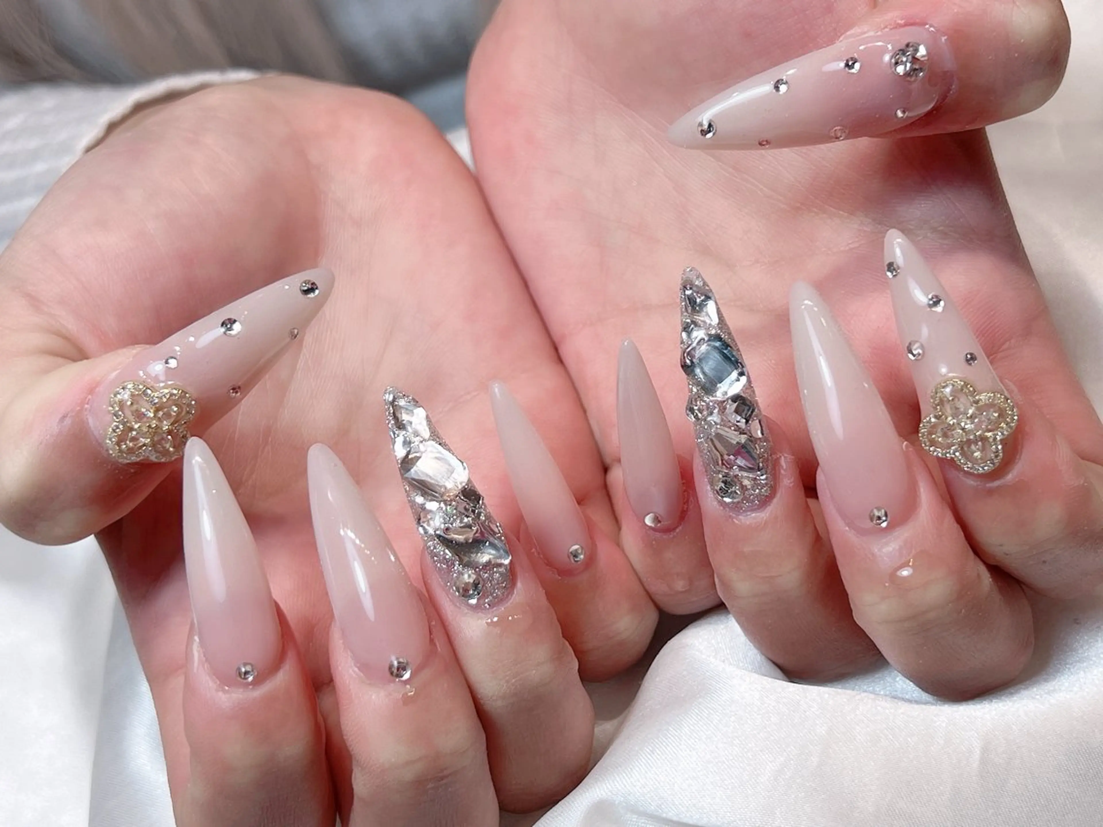 ネイル ハンドネイル salon de Tiara 蓮のネイルデザイン