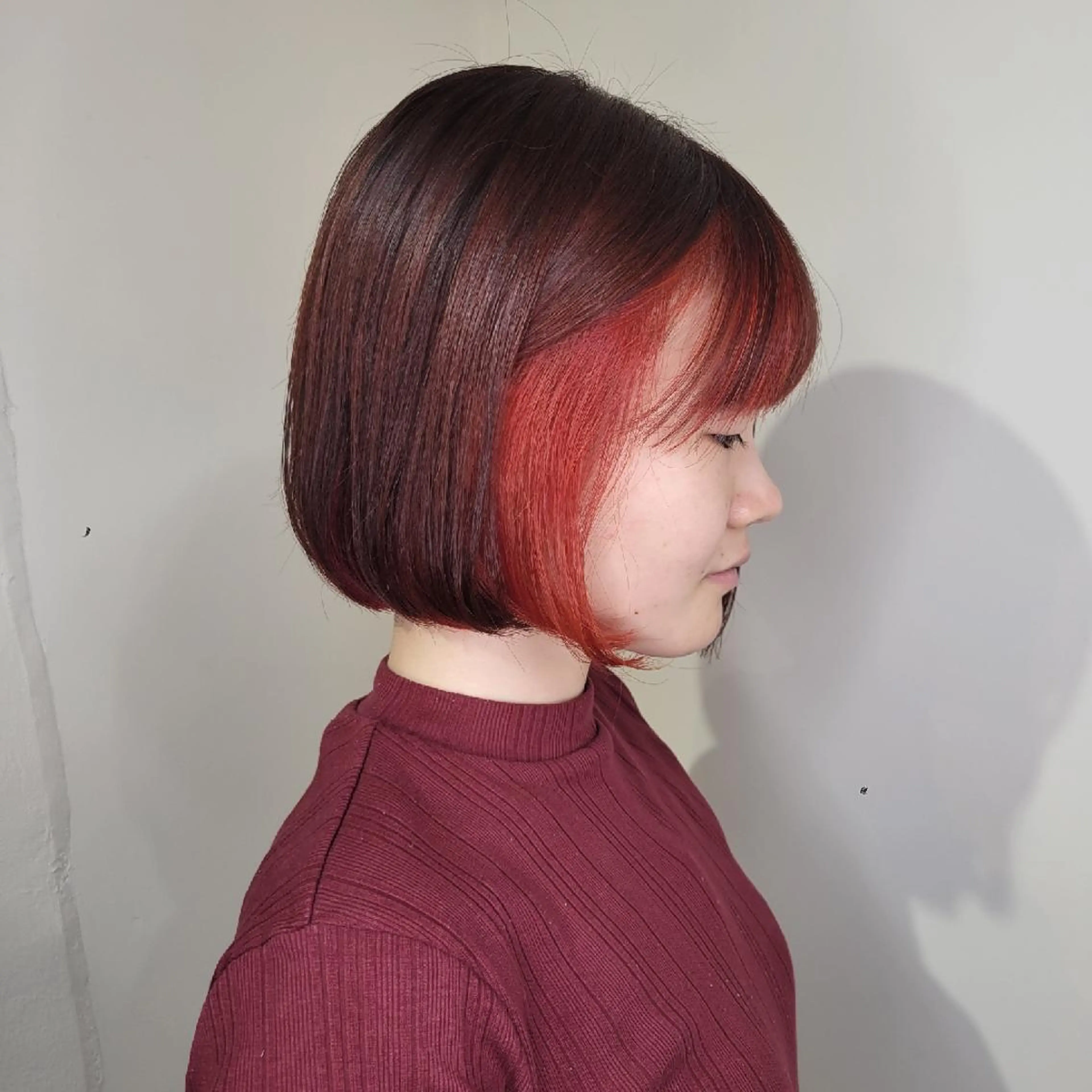 ミディアム ボブ カット ヘアカラー トリートメント 🇰🇷透明感×ハイ トーン🌟tomoのヘアスタイル